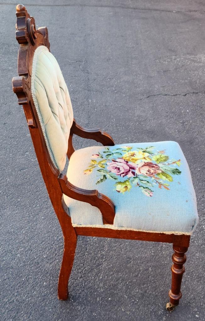 Elegant Vintage Wooden Side Chair with Exquisite Carvings
