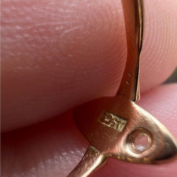 Rare early 1900s antique solid 15k gold genuine rose cut diamond ring!!