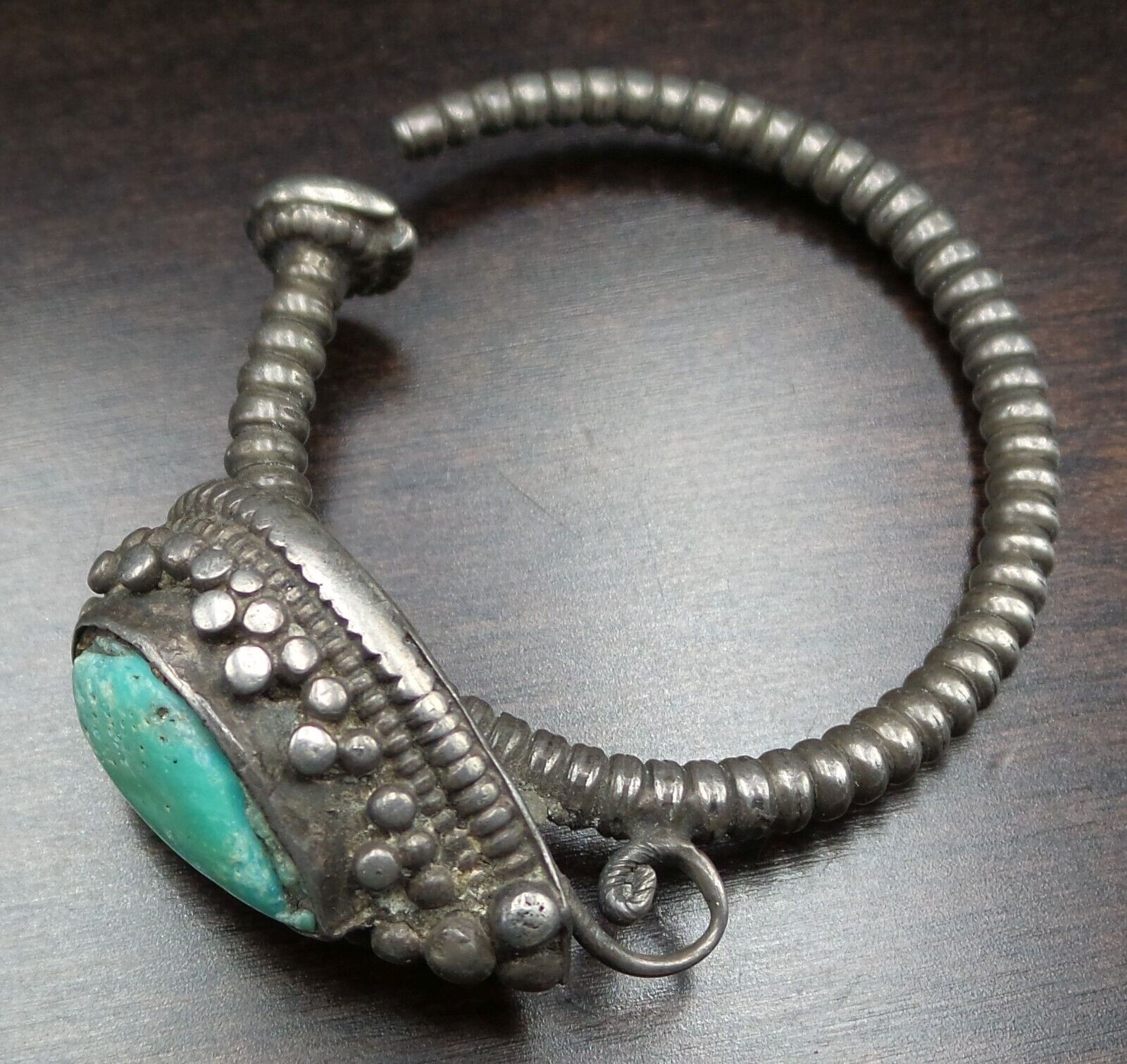 Beautiful Antique 1900s Tibetan/Himalayan Silver & Turquoise Earring