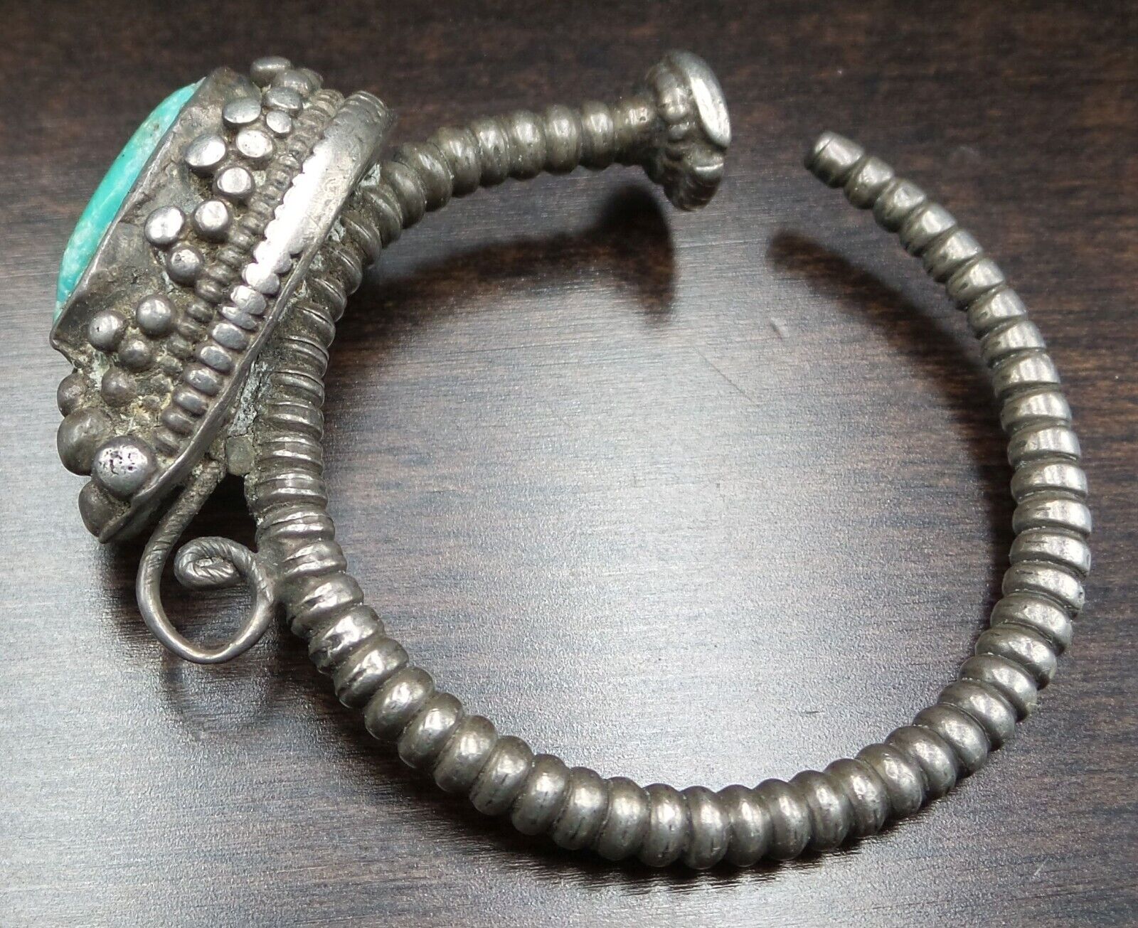 Beautiful Antique 1900s Tibetan/Himalayan Silver & Turquoise Earring