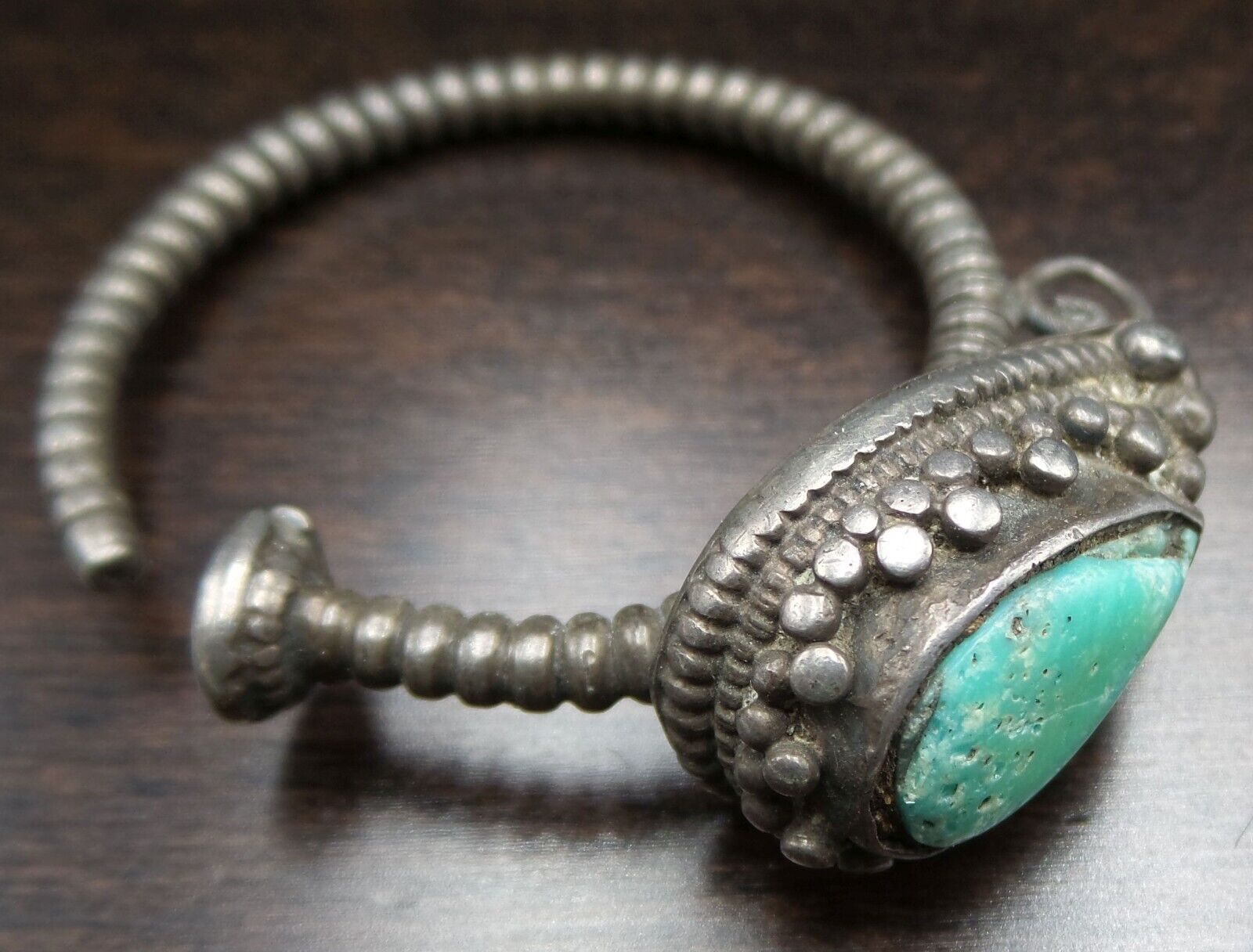 Beautiful Antique 1900s Tibetan/Himalayan Silver & Turquoise Earring