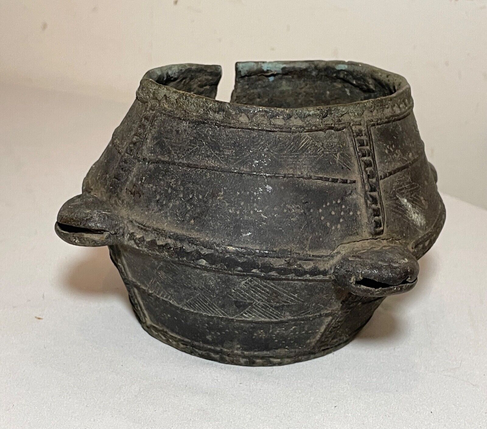 LARGE 1800's Antique African Niger Baoulé Dogon Bronze Manilla Currency Bracelet