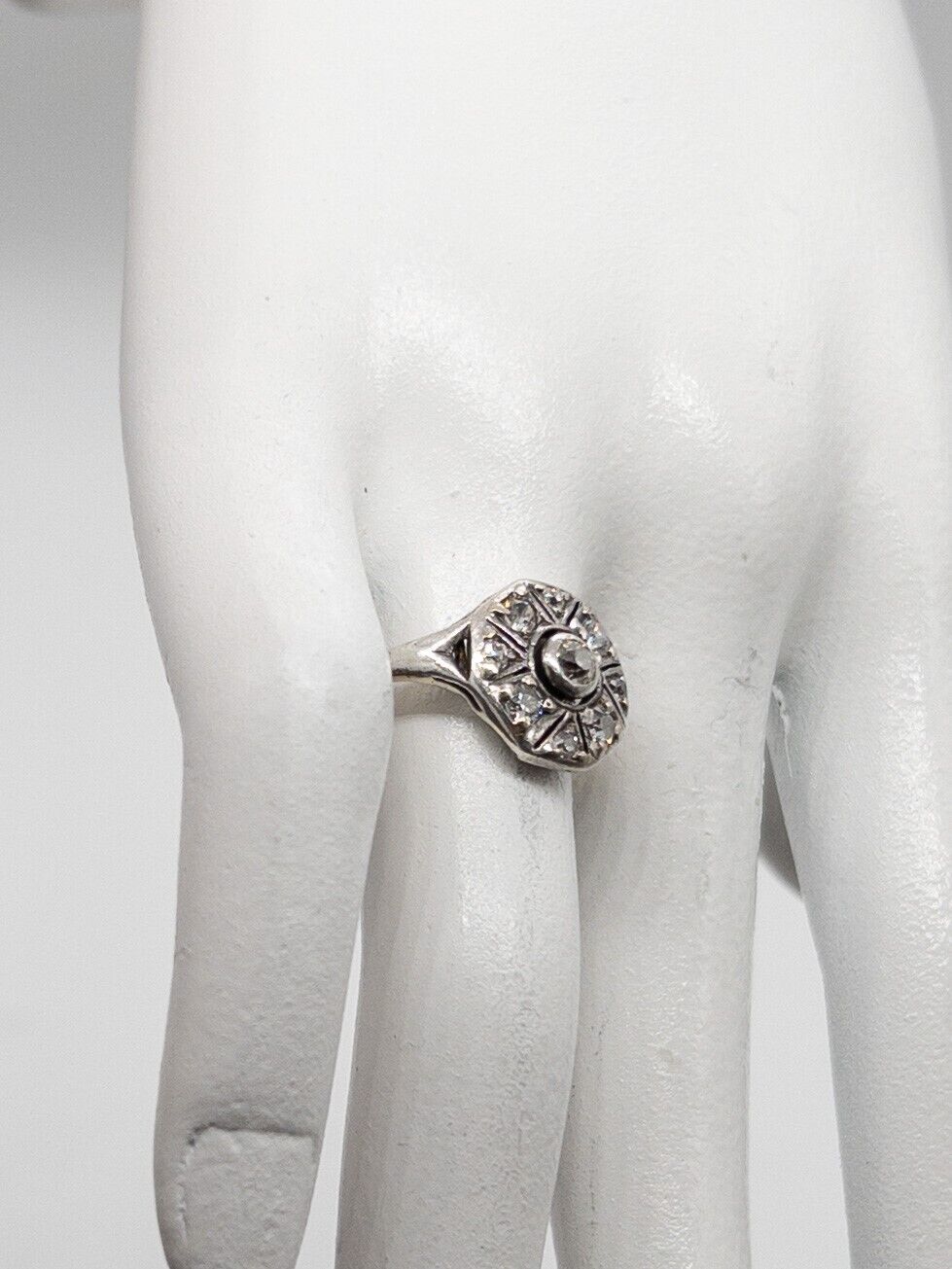 Antique 1900s Edwardian 18k Yellow Gold Platinum .75ct VS I Diamond HALO Ring