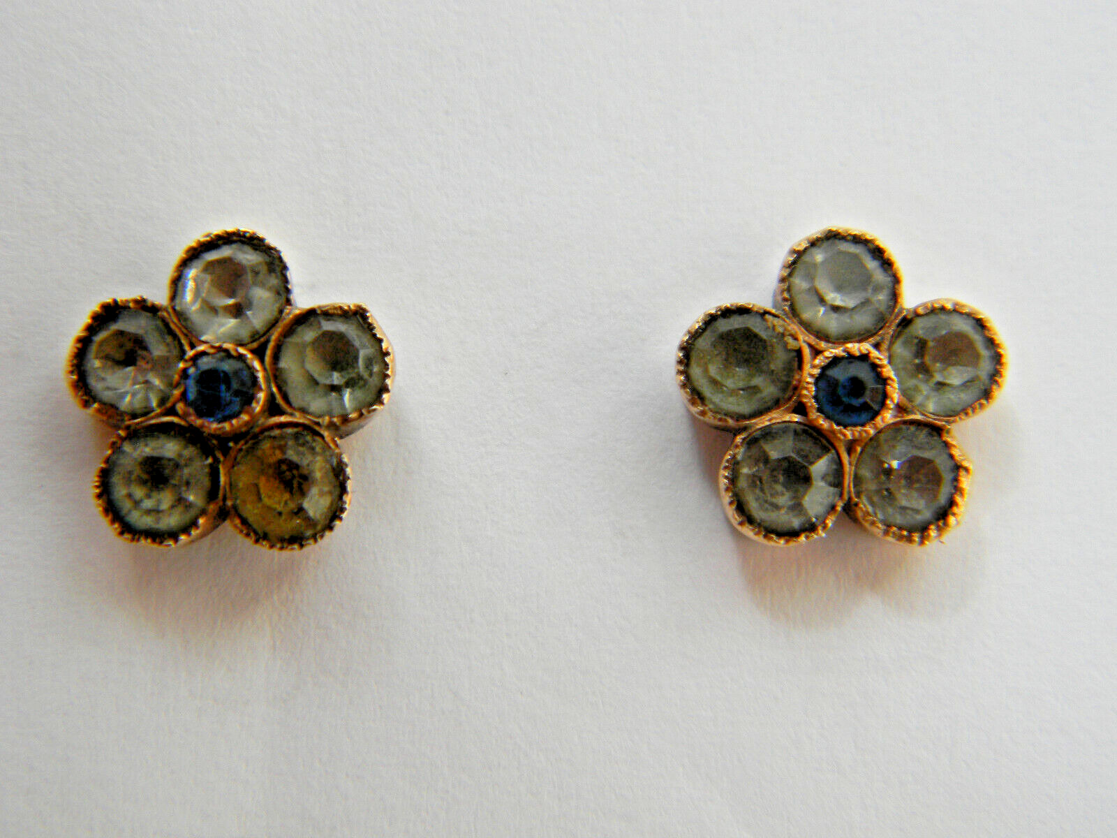 Antique 1800s 14K Yellow Gold Simulated Sapphire Floral 11mm Screw Back Earrings