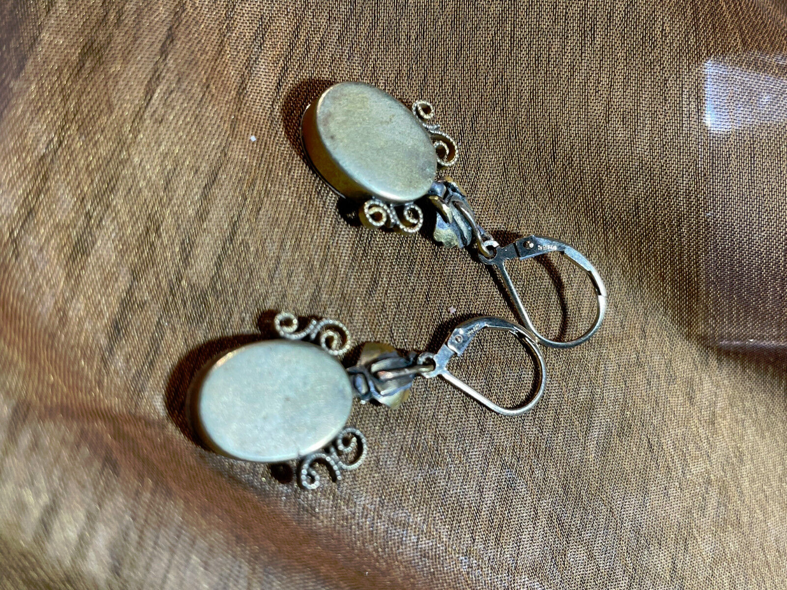 1800'S GOLD FILLED HAND ENAMELED VICTORIAN EARRINGS GIRL HOLDING DRESS W/ FLOWER