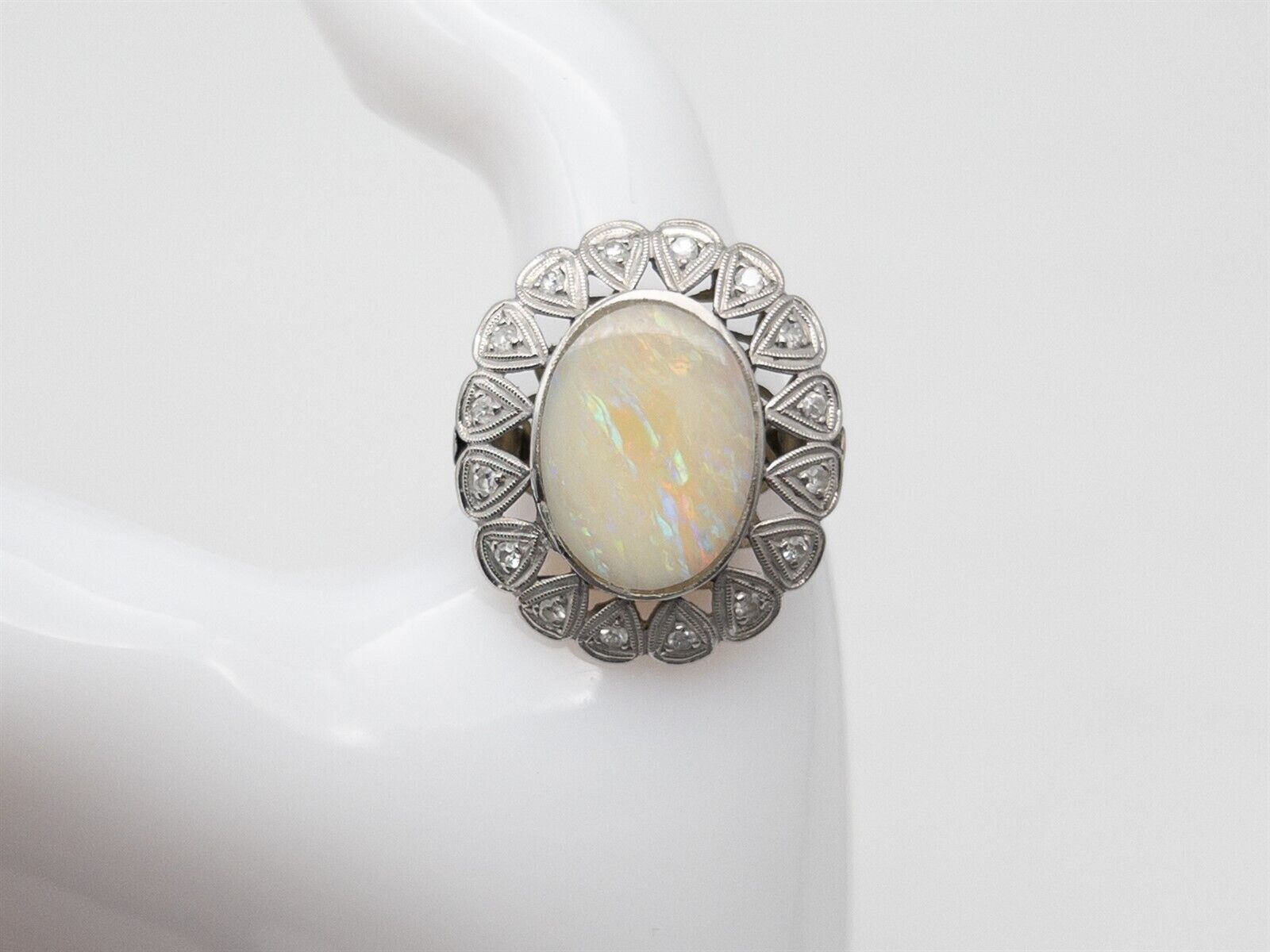 Antique 1900s $6000 4.50ct Lighting Ridge OPAL Diamond Platinum HALO Ring 7g