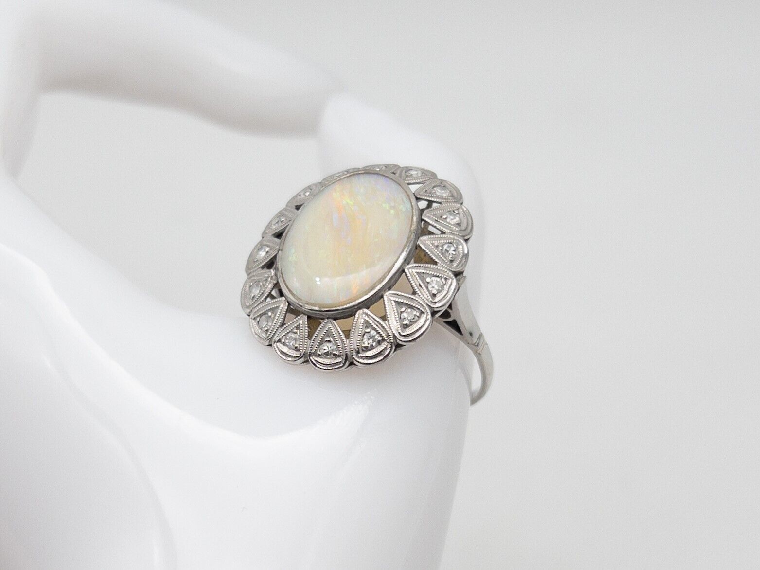 Antique 1900s $6000 4.50ct Lighting Ridge OPAL Diamond Platinum HALO Ring 7g