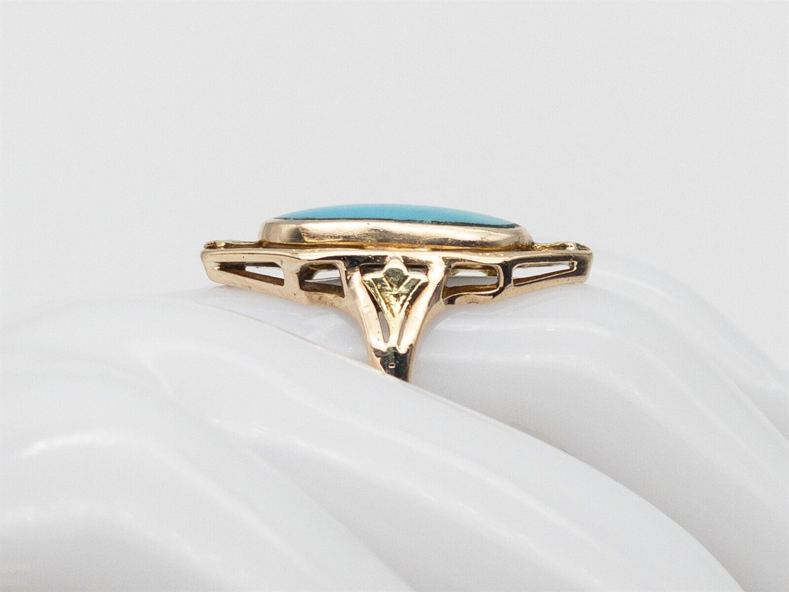 Antique Etrsucan Edwardian 1900s Natural Turquoise 10k Yellow Gold BIG Ring