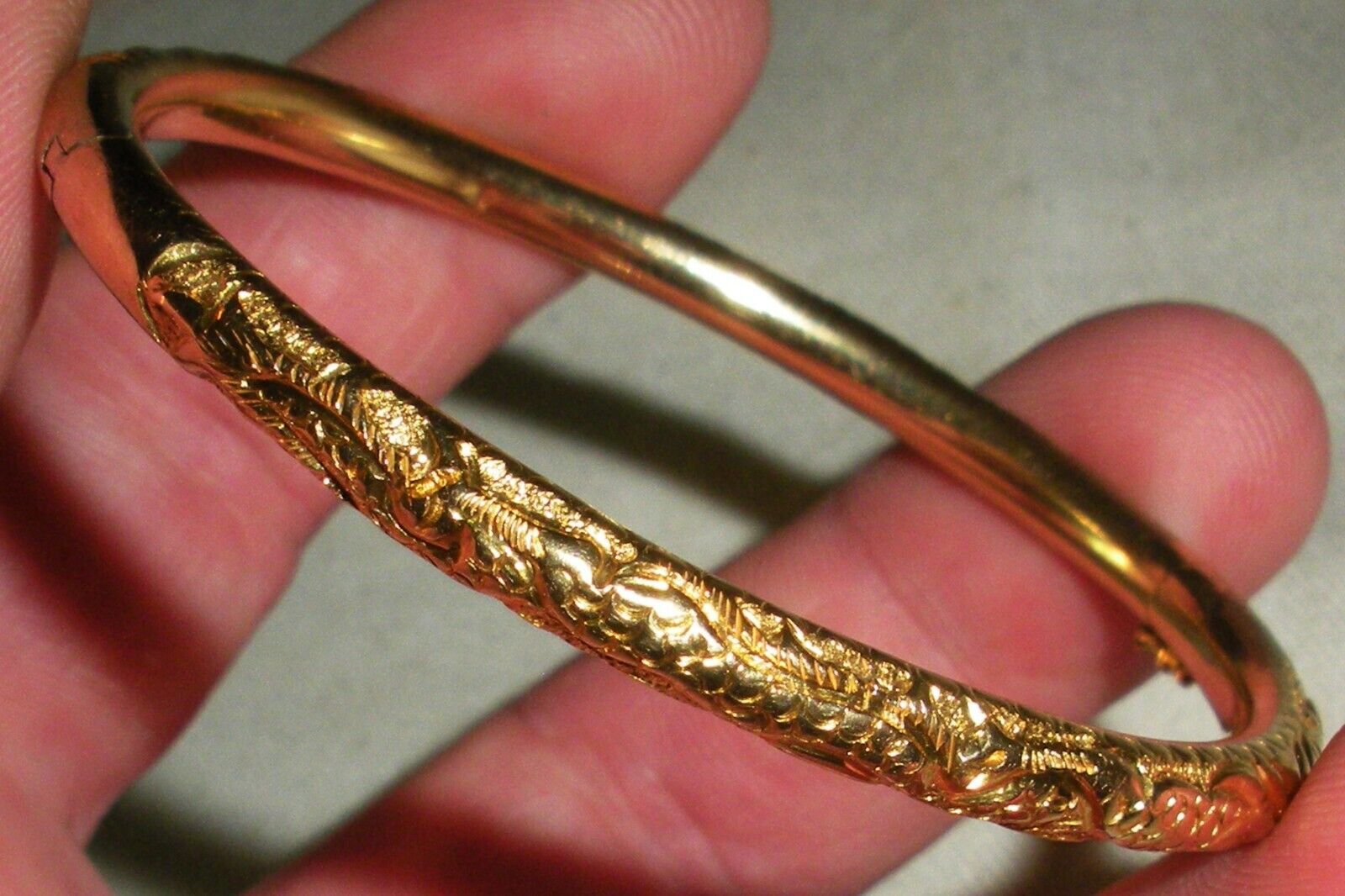 ANTIQUE EARLY 1900S 18K GOLD CHINESE DRAGON BANGLE BRACELET tuvi