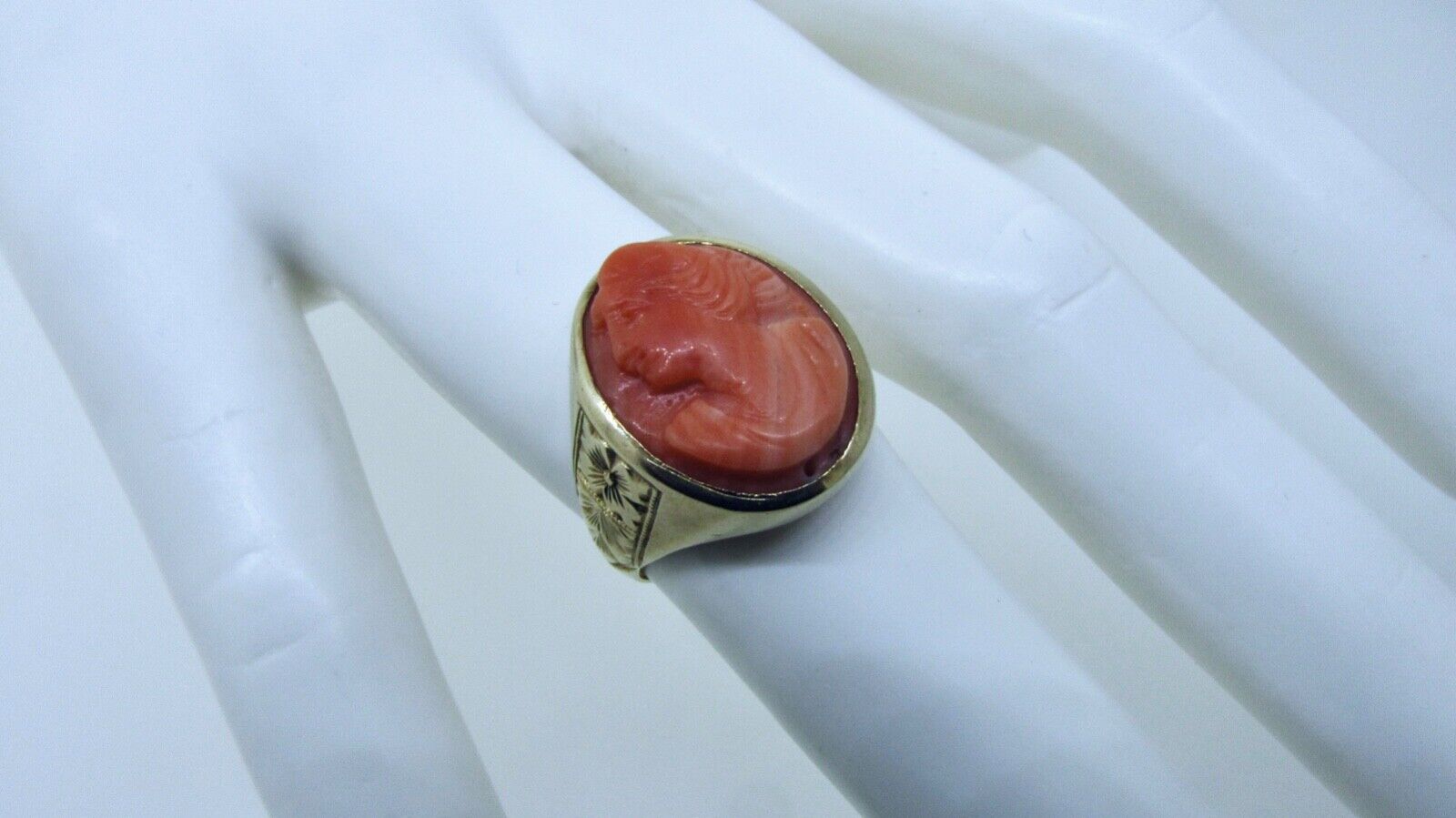 Antique Victorian 1800's 10k Coral Cameo Ring