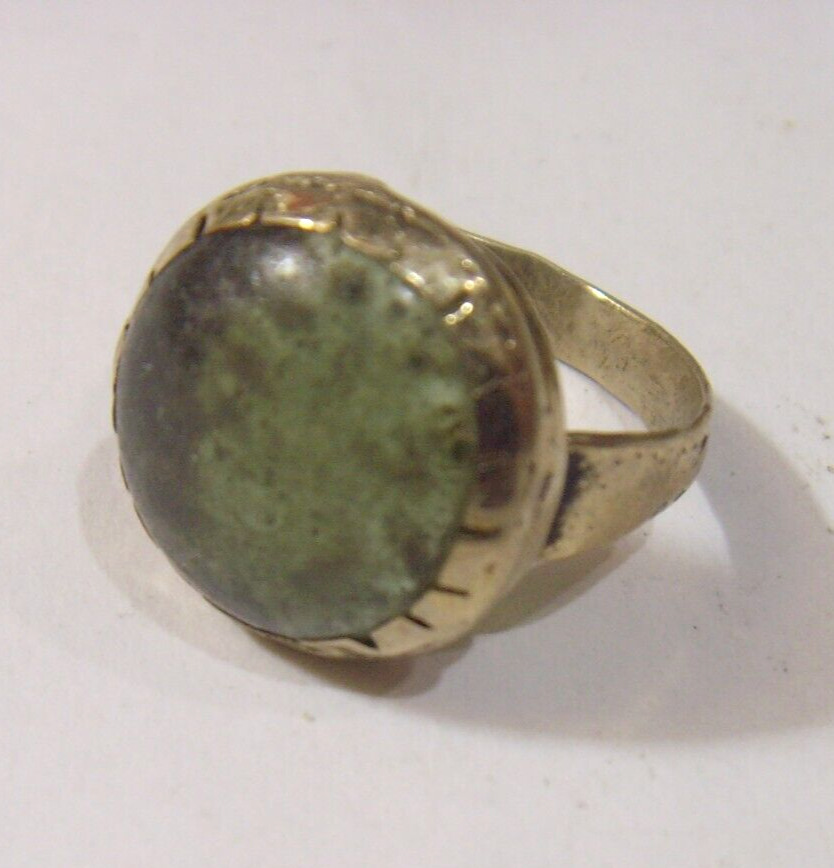 1700s antique tribal wedding ring sz 8 Dagestan central Asia green stone hf1721