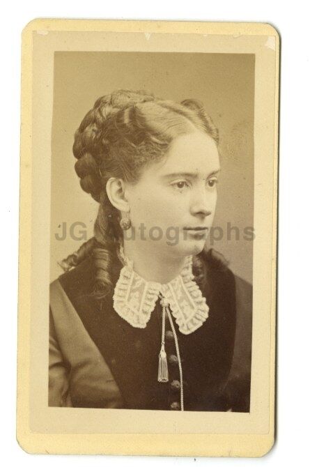19th Century Fashion - 1800s Carte-de-visite - Lace Collar, Earrings Ohio