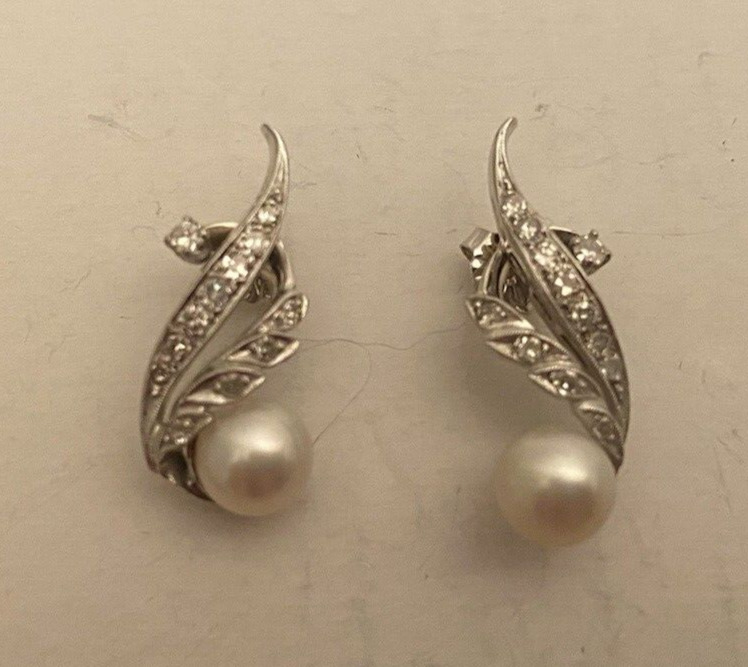 EARLY TO MID 1900'S ANTIQUE VINTAGE WHITE GOLD PEARLS DIAMONDS FANCY EARRINGS