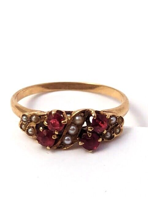 Victorian Ring in 10k Gold, 1900's Vintage Jewelry