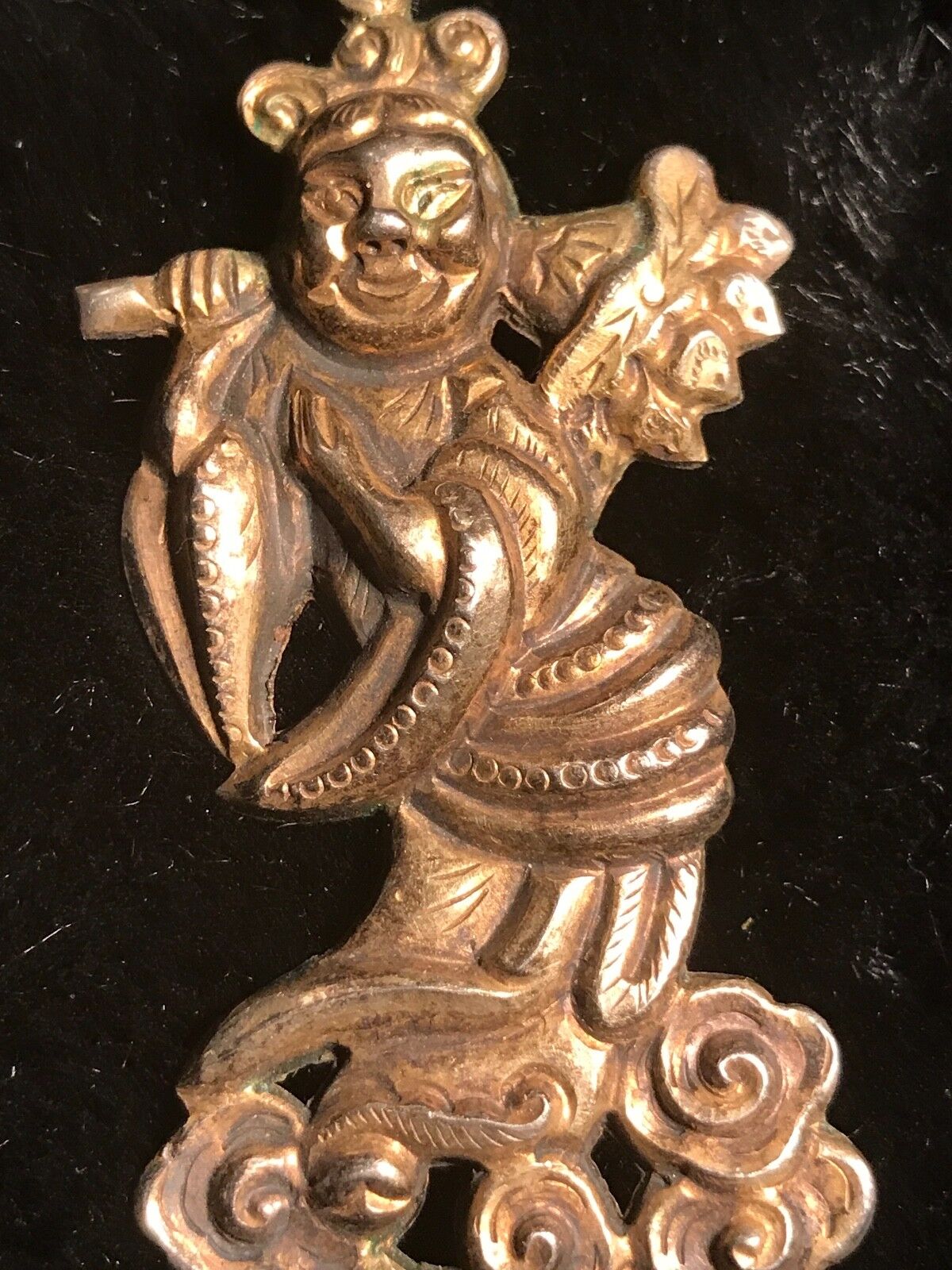 ANTIQUE UNIQUE CHINESE EXPORT EARRINGS 1800's? FIGURAL DEITY GILT SILVER