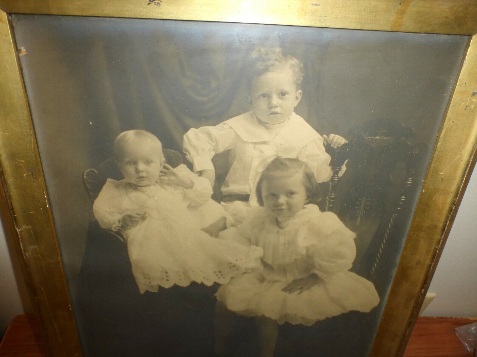 1800'S ? ANTIQUE VICTORIAN ERA PHOTOGRAPH OF CHILDREN PHOTO SIZE 16 1/4"X13 3/4"