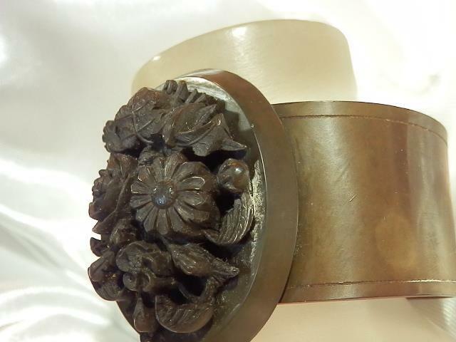 Very Rare Wide Vulcanite Vintage 1800s Brown Flower Mourning Bracelet 481J9