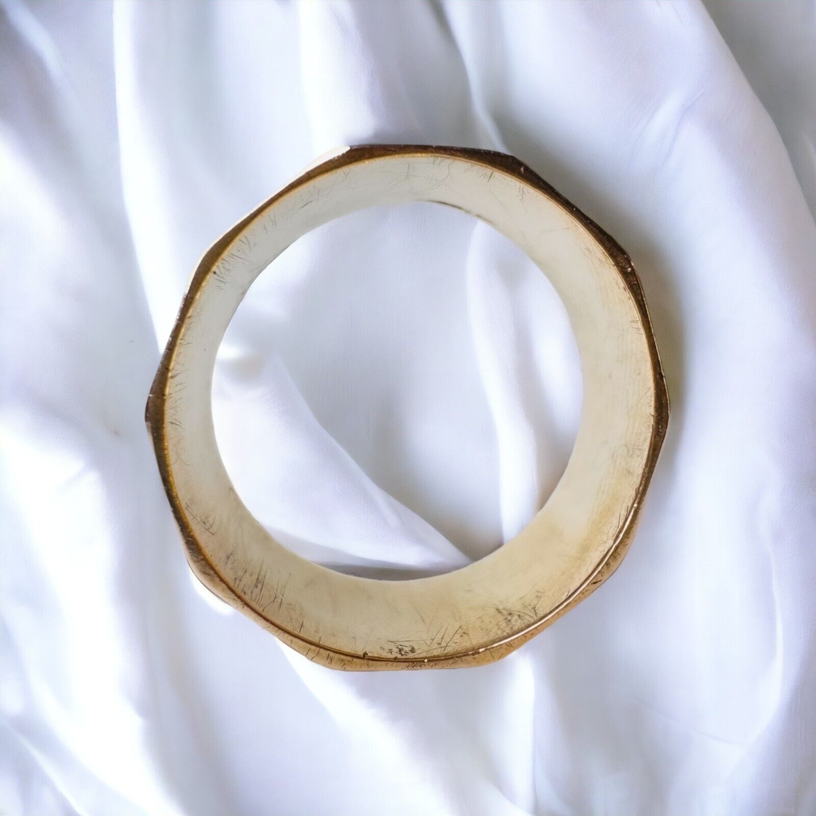 10k Gold Antique Victorian Wedding Band Sz 8 Engraved Grape Leaves 9mm Band 2.3g