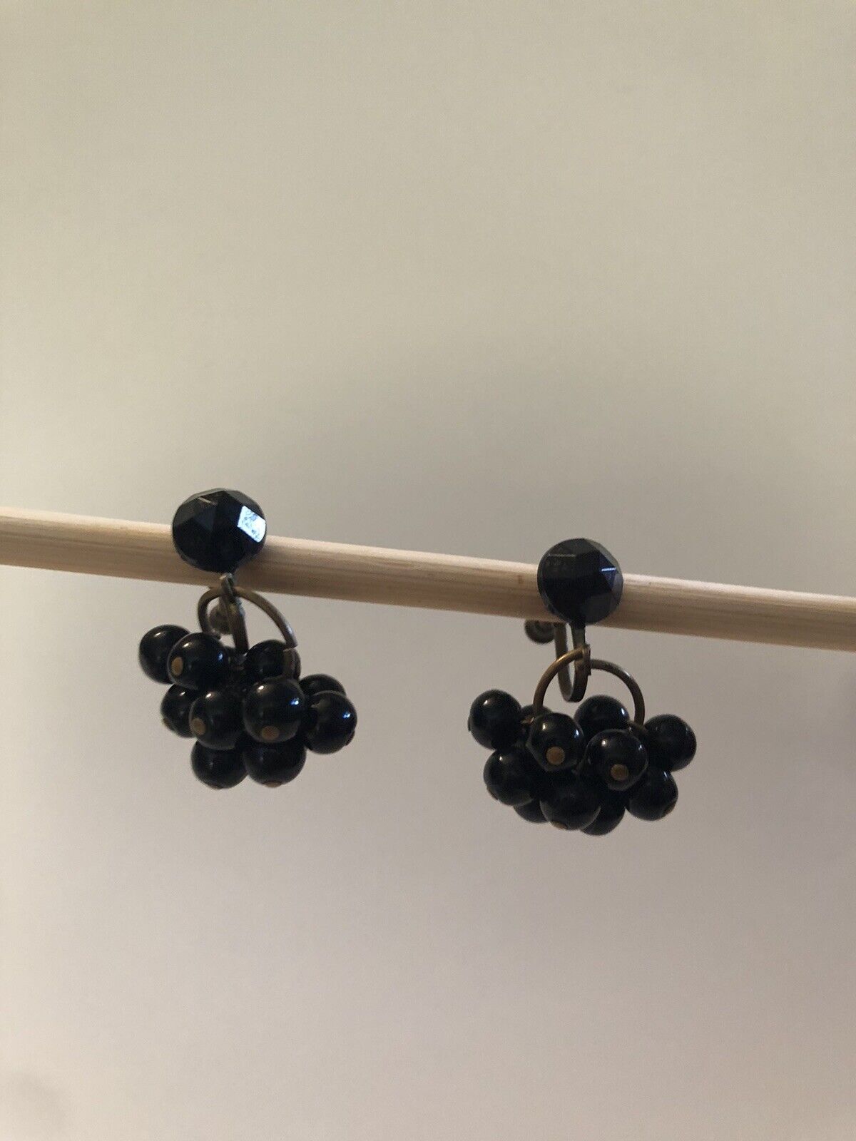 antique 1800s Black Glass Bead Mourning Dangle Cluster Screwback Earrings