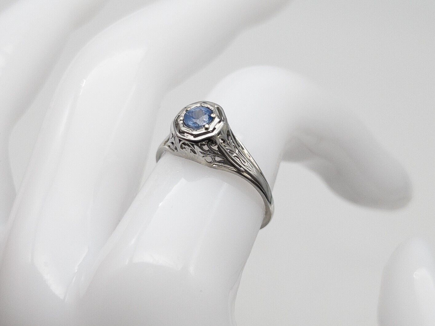 Antique 1900s $1500 .60ct Ceylon Blue Sapphire 18k White Gold Filigree Ring