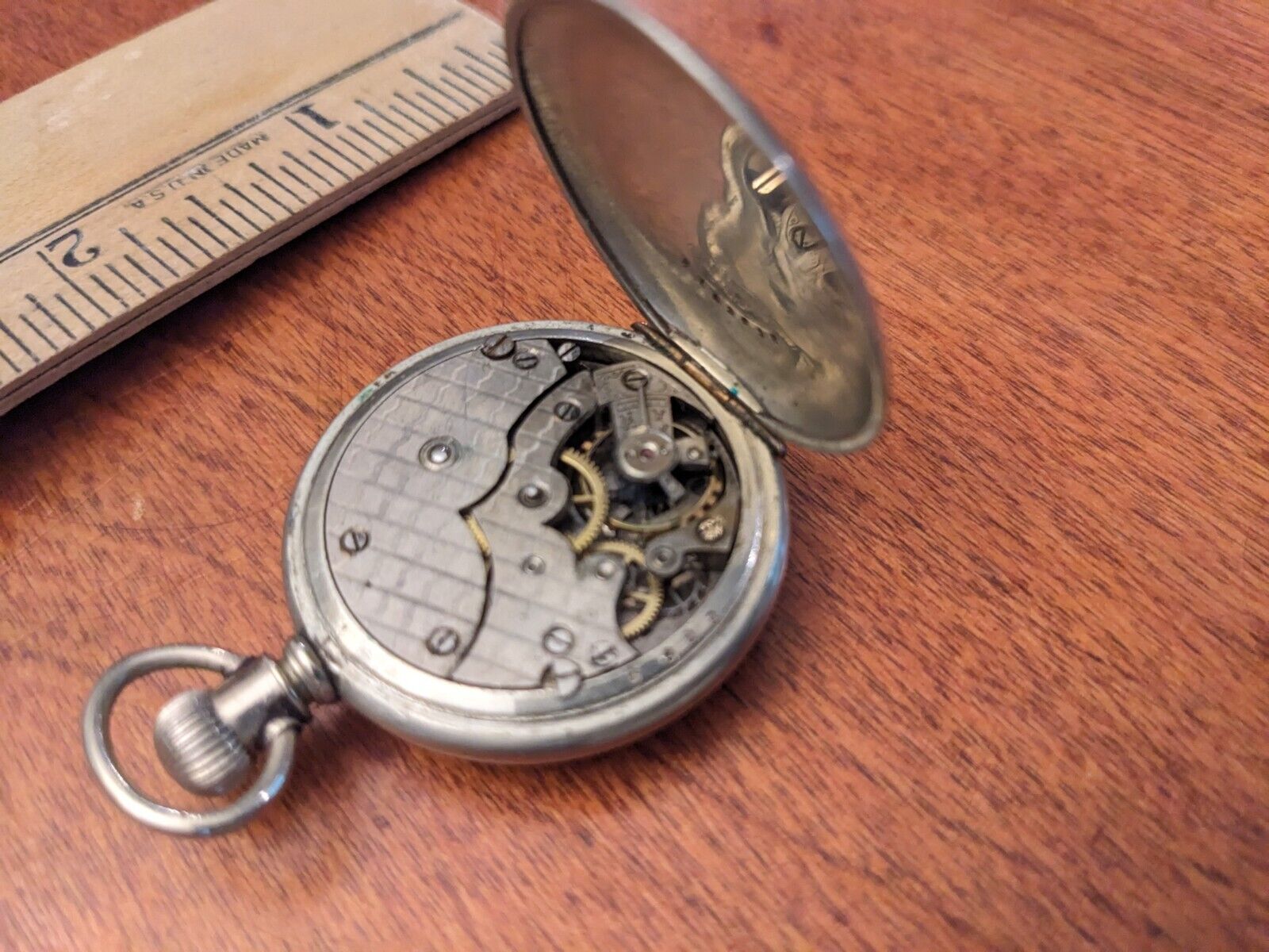 1900s LADIES LEVER SET POCKET WATCH,  1 1/2" DIAM. SILVEROID CASE, RUNS!