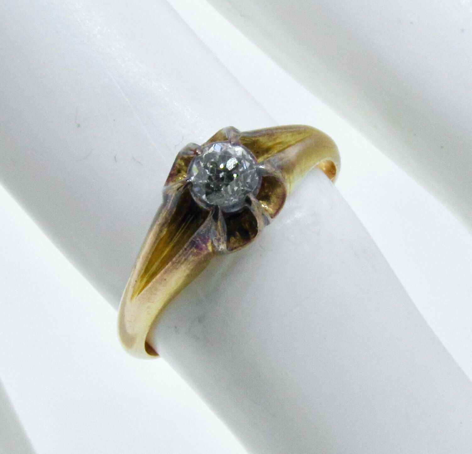 Antique Victorian 1800's 16ct Yellow Gold Diamond Engagement Ring