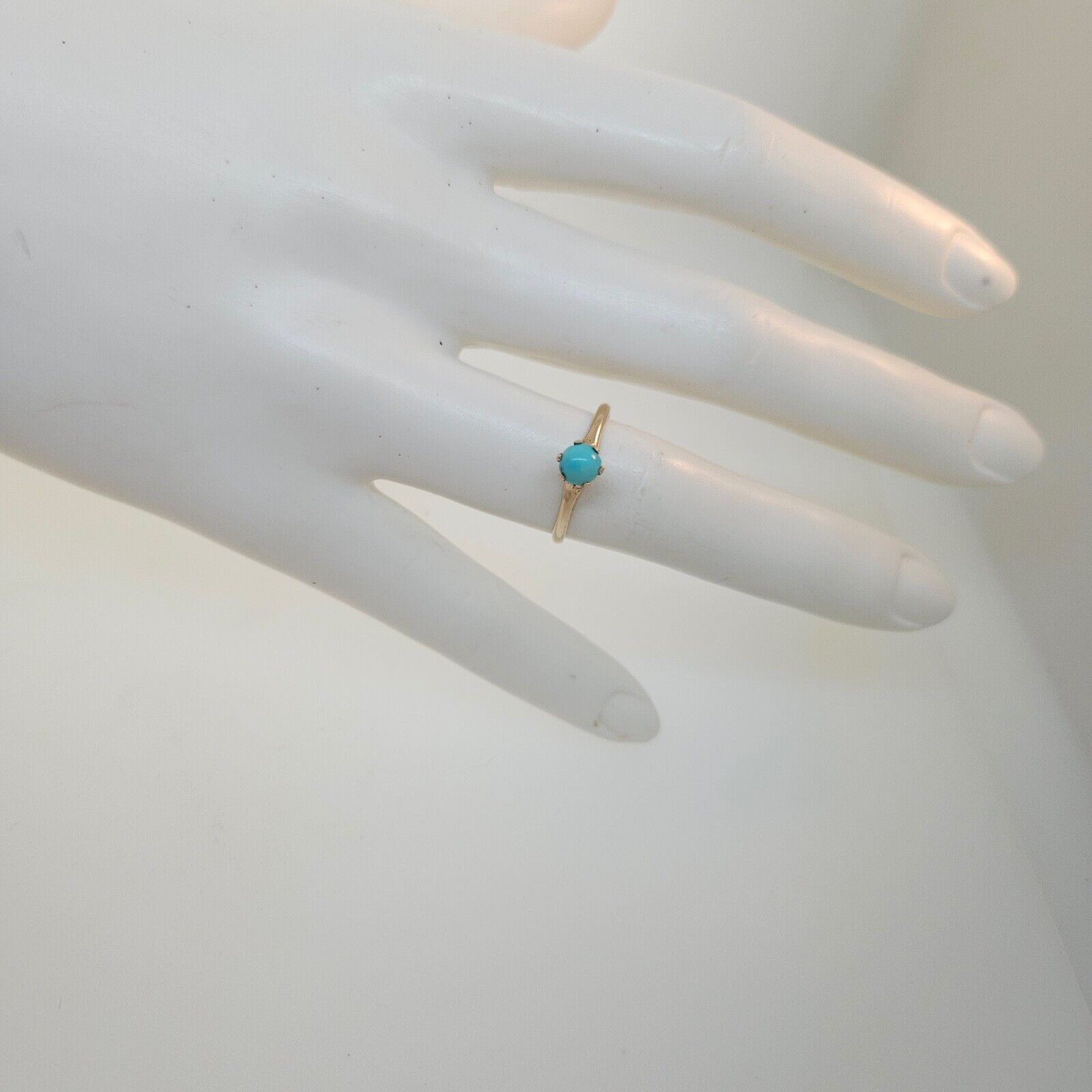 Antique 1800's Victorian 10k Yellow Gold Turquoise Solitaire Ring