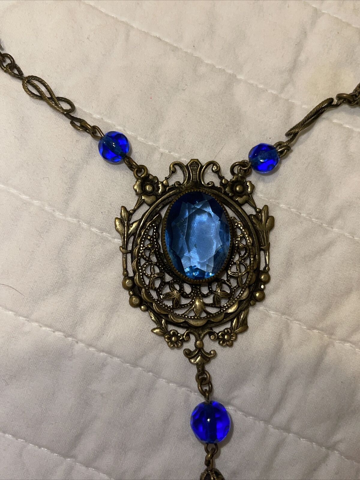 antique early 1900’s victorian ? blue glass necklace needs repair beautiful 28”