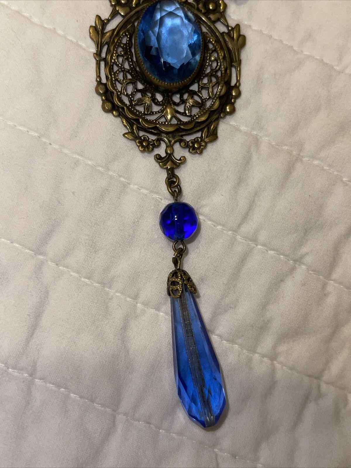 antique early 1900’s victorian ? blue glass necklace needs repair beautiful 28”