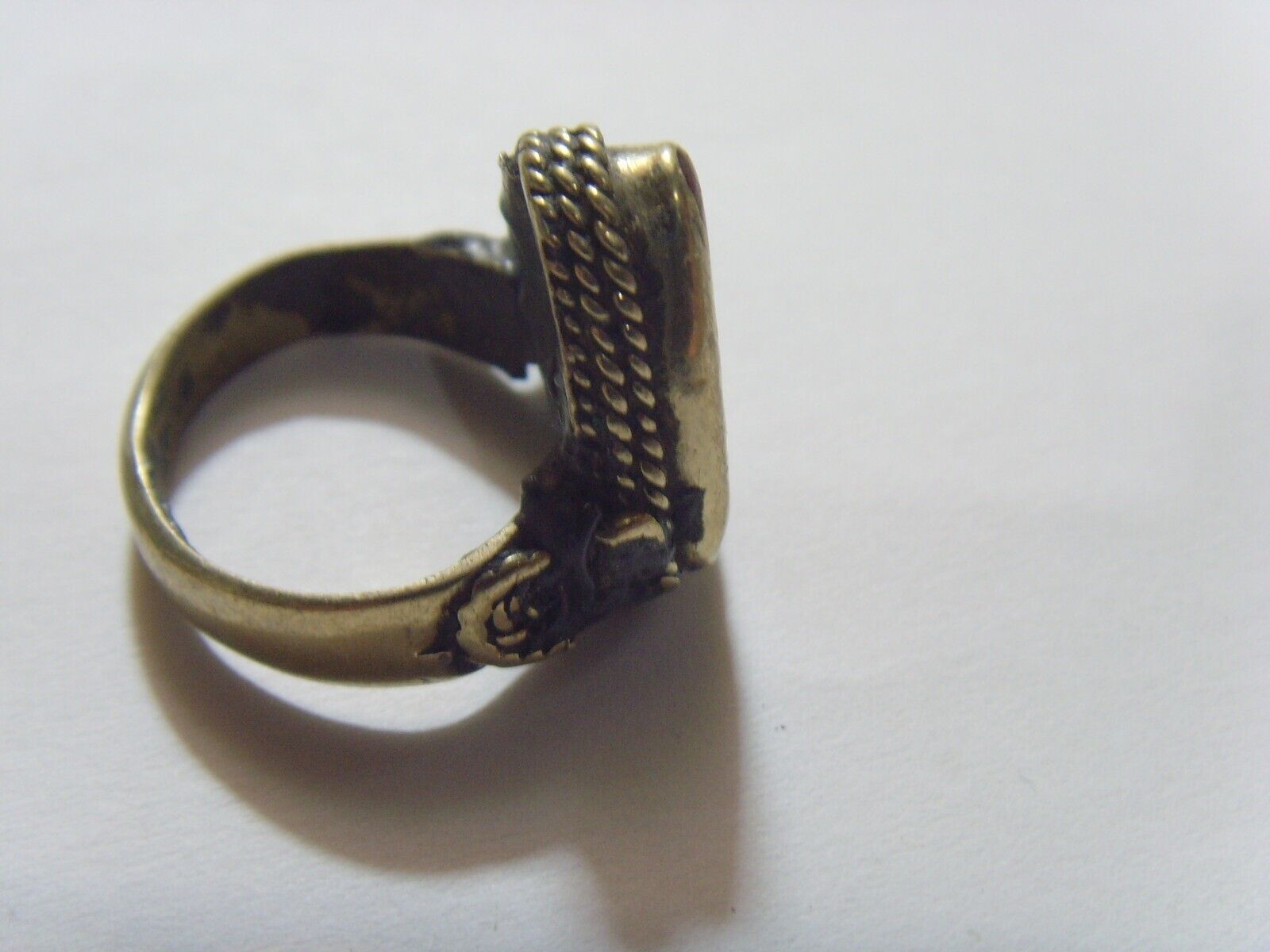 1800s antique Pyramid motif nomadic tribal wedding ring 8 size 52277