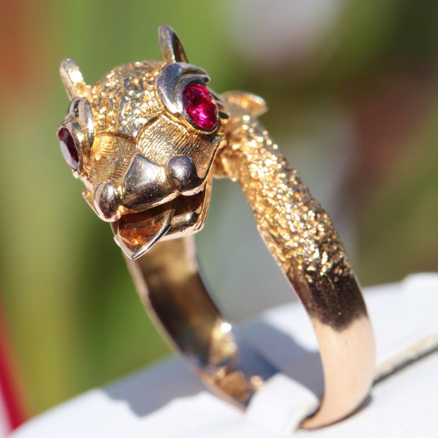 14k yellow gold ring 0.30ct treated ruby dragon sz 8 handmade 1900's 8.2g N2709A