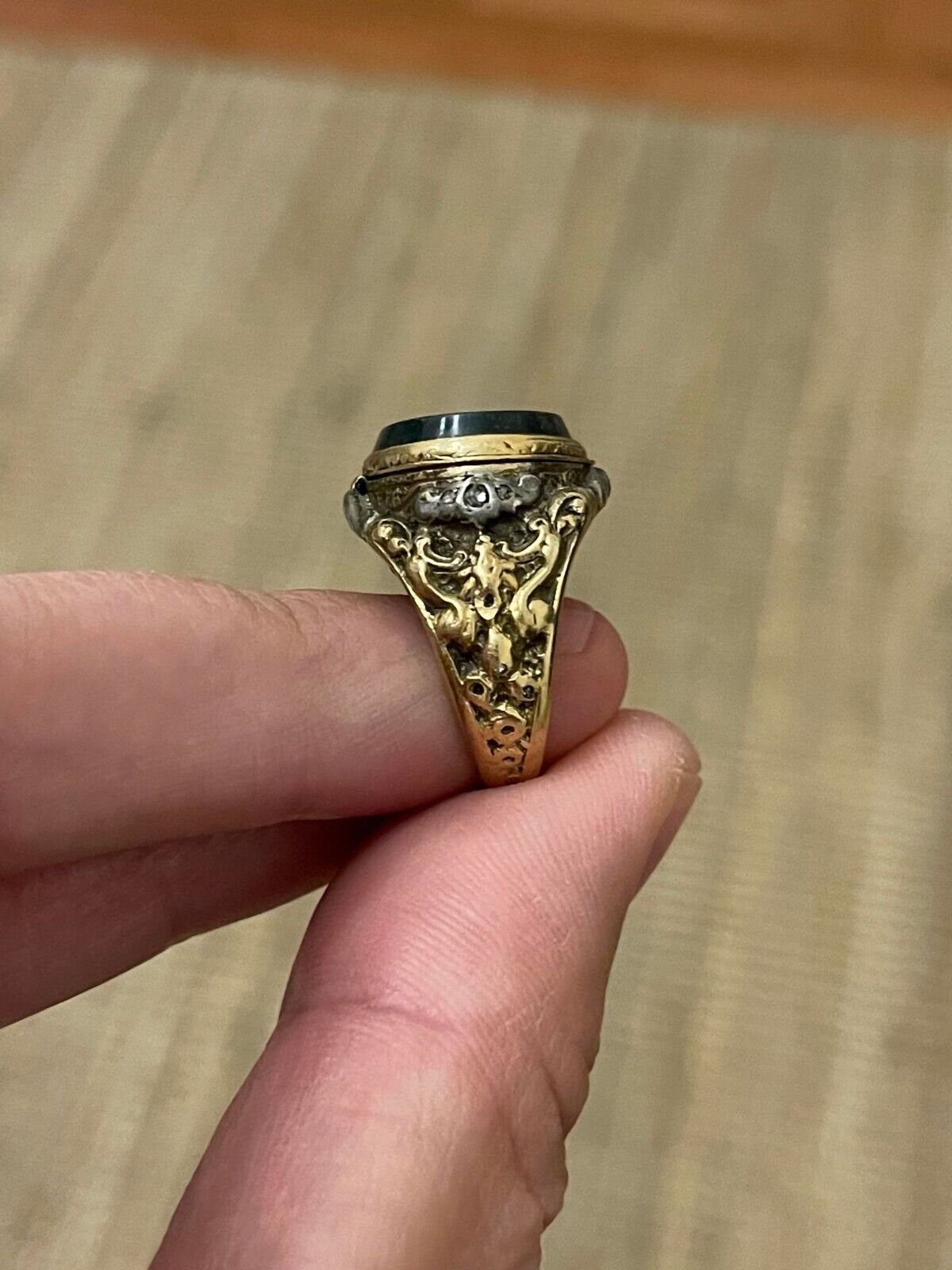 ANTIQUE 1800s-1900s ROSE GOLD 18k AND SILVER CUT DIAMONDS 16.67-grams USA-Size-9