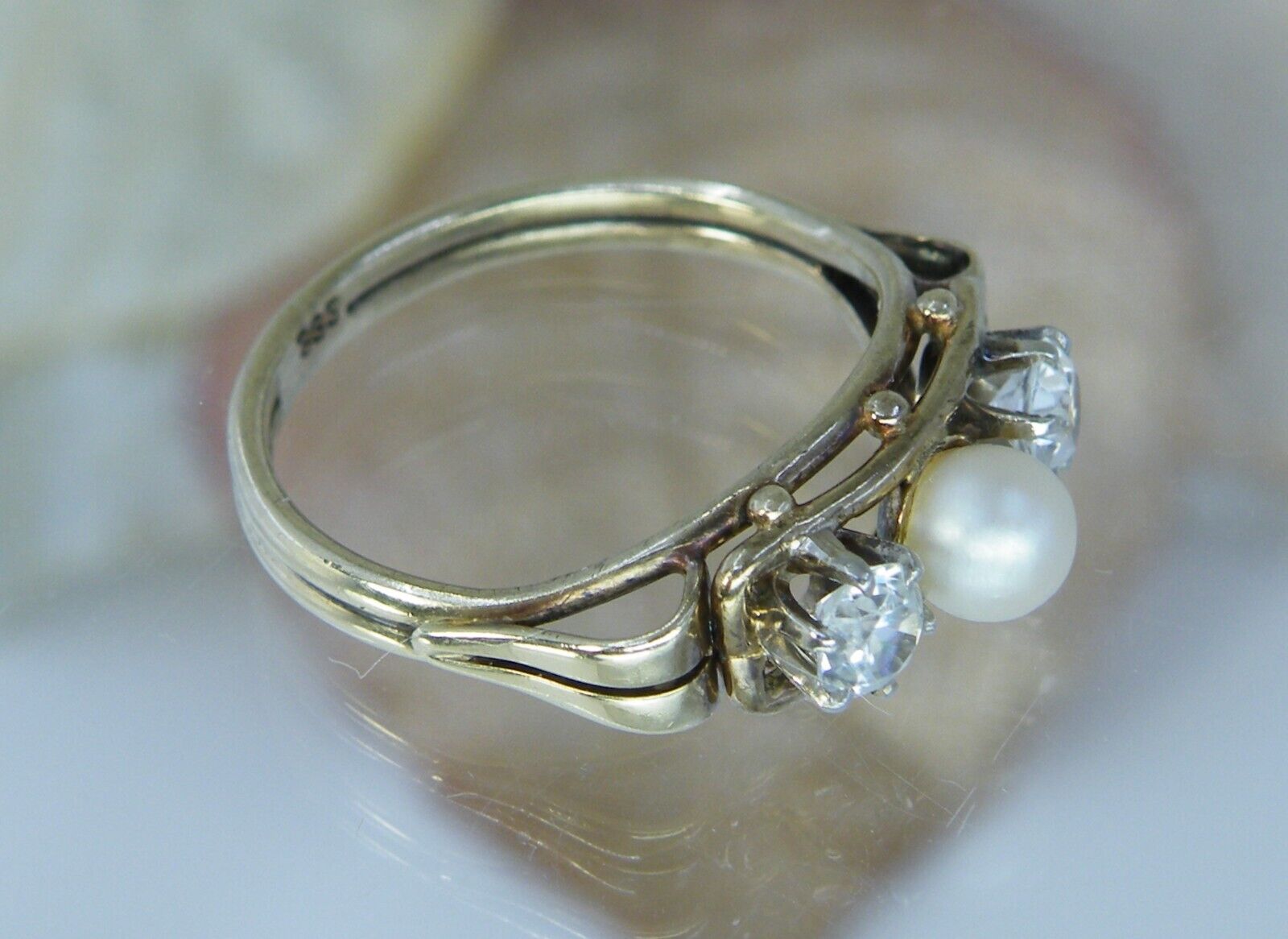 8k Gold Antique 1900's White Topaz & 4mm Peal RING Band 6.75 Fascinating Design