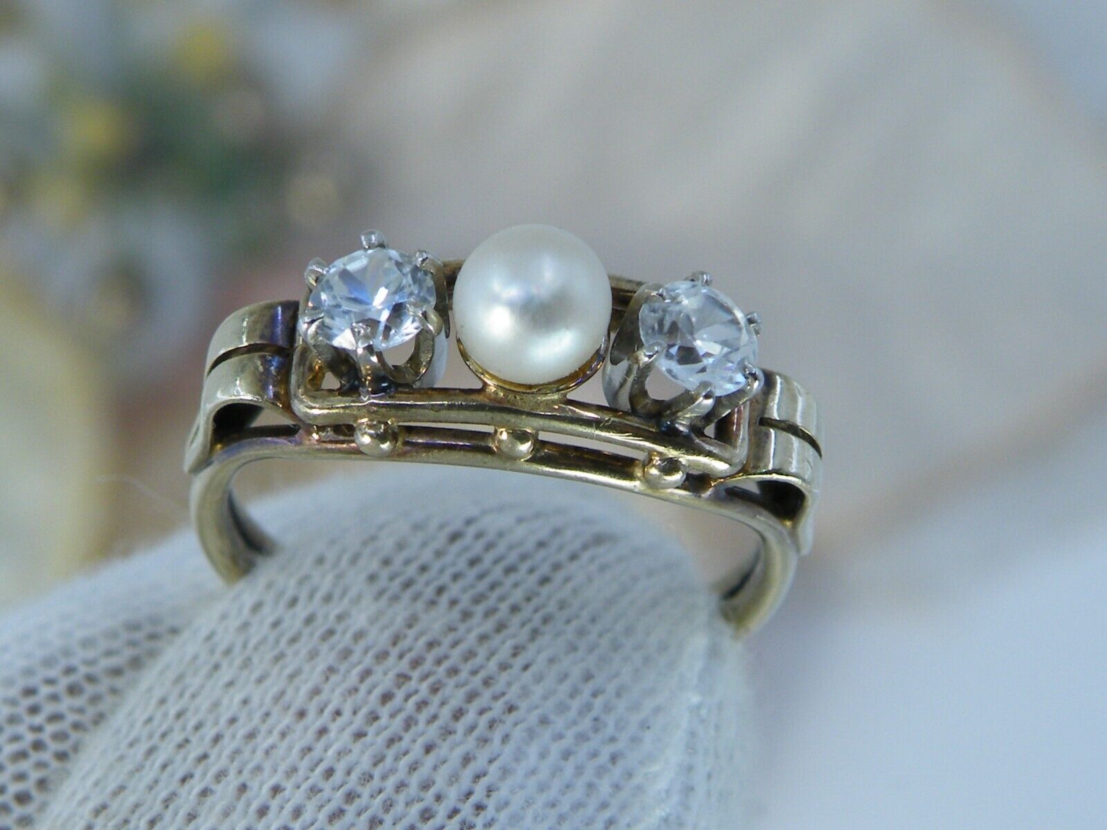 8k Gold Antique 1900's White Topaz & 4mm Peal RING Band 6.75 Fascinating Design