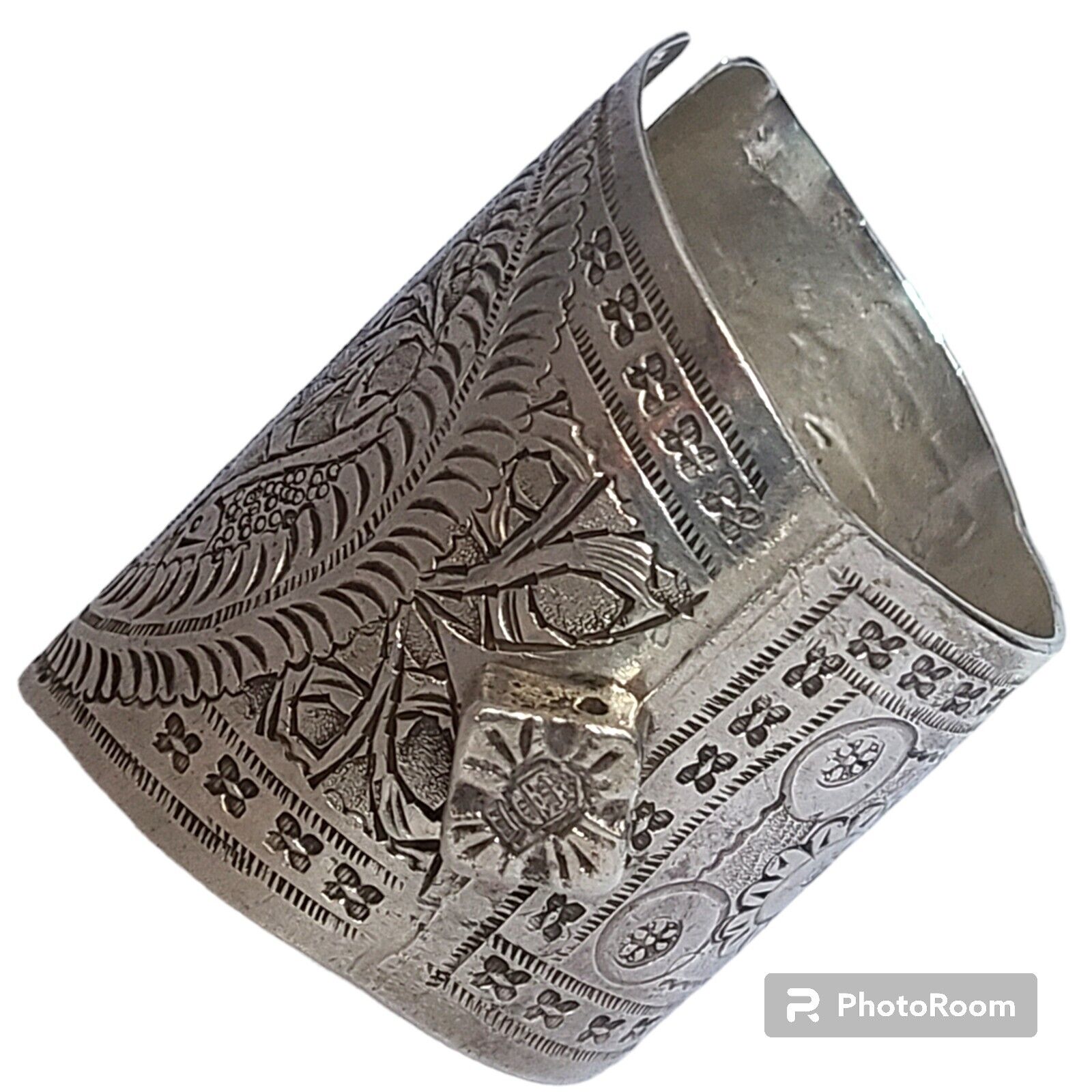 Large Early 1900s berber Bedouin north african 900 silver ethnic bracelet 250gr