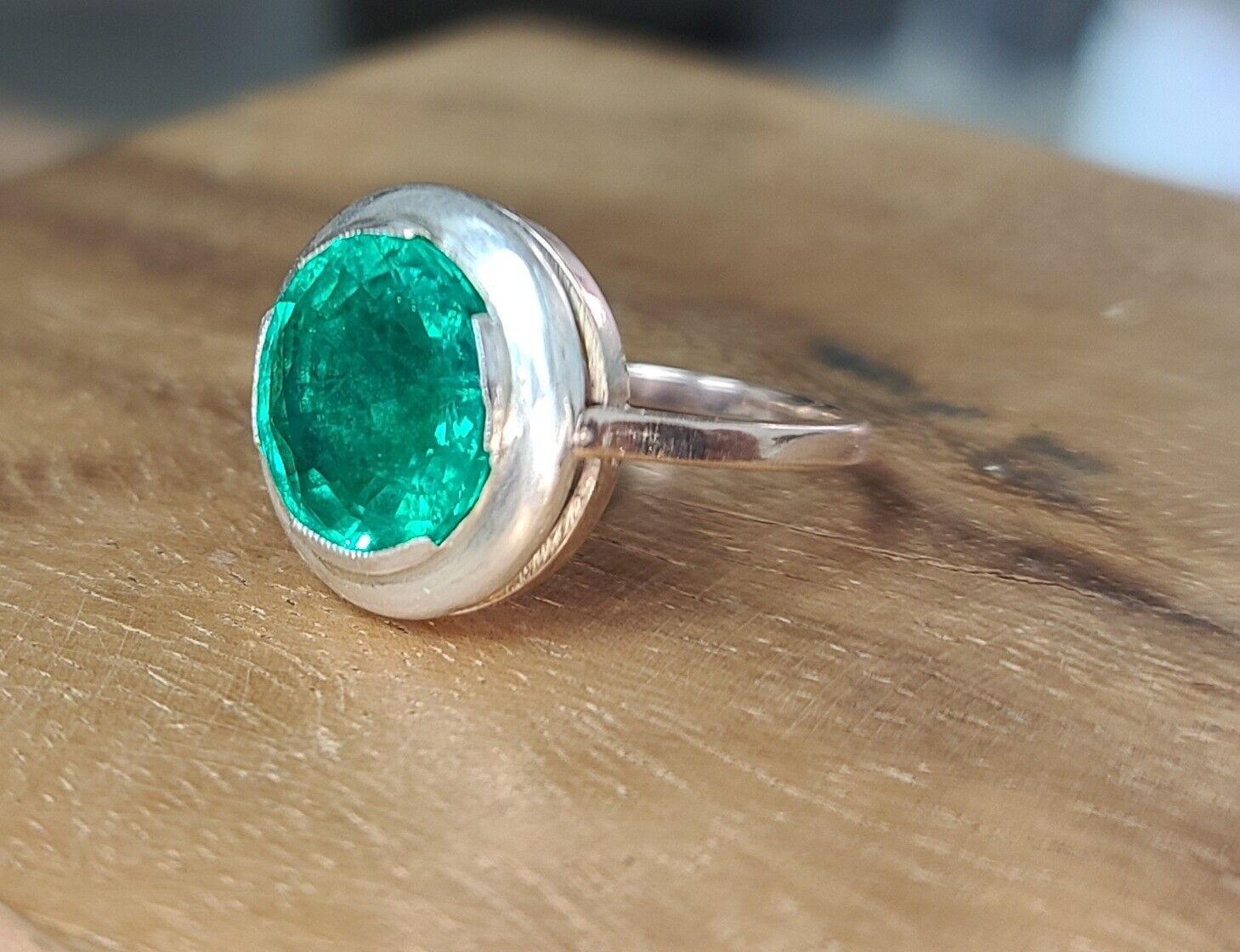 4.98ct.  green round  emerald ring  14k rose gold  & silver Georgia circ 1800's 