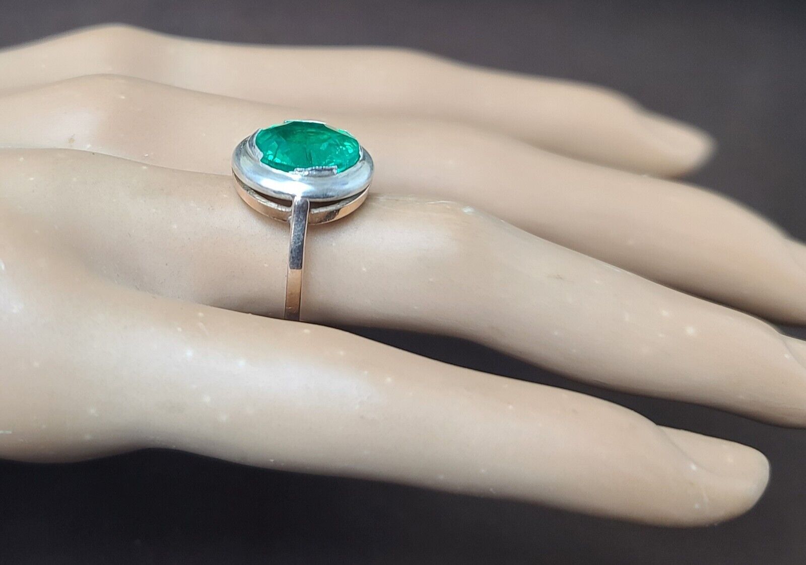 4.98ct.  green round  emerald ring  14k rose gold  & silver Georgia circ 1800's 