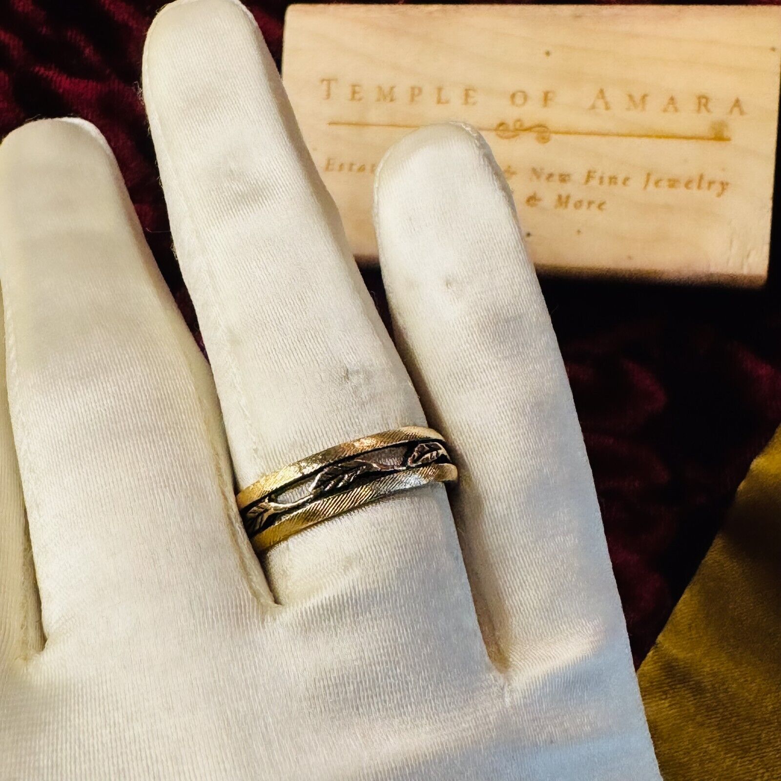 14k Gold Antique Wedding Band Sz 8 Victorian Engraved Leaves 5mm Band Vintage 3g