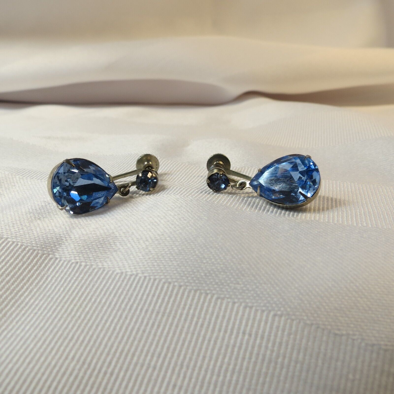 Vintage Early 1900s Blue Teardrop Silver Tone Earrings - Screw Back Closures