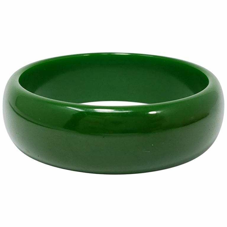 Apple Green Bakelite Minimalist Bangle Bracelet, Mid 1900s