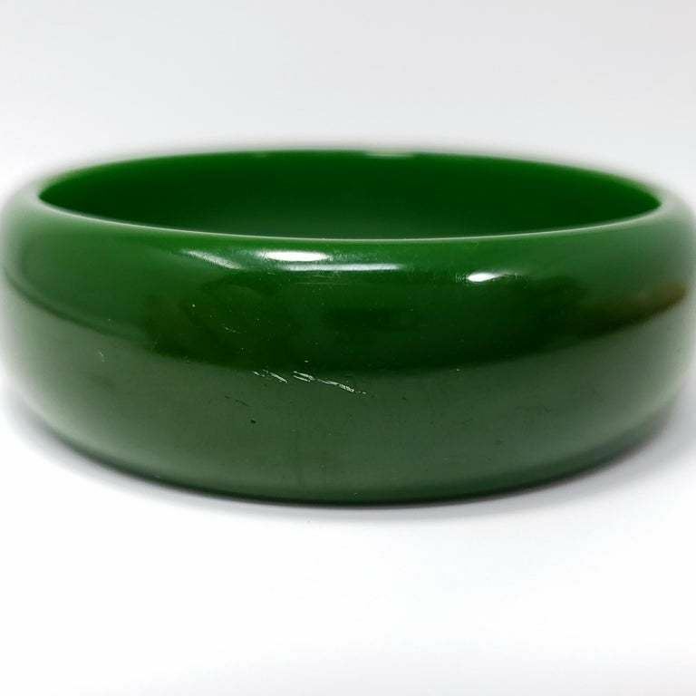 Apple Green Bakelite Minimalist Bangle Bracelet, Mid 1900s