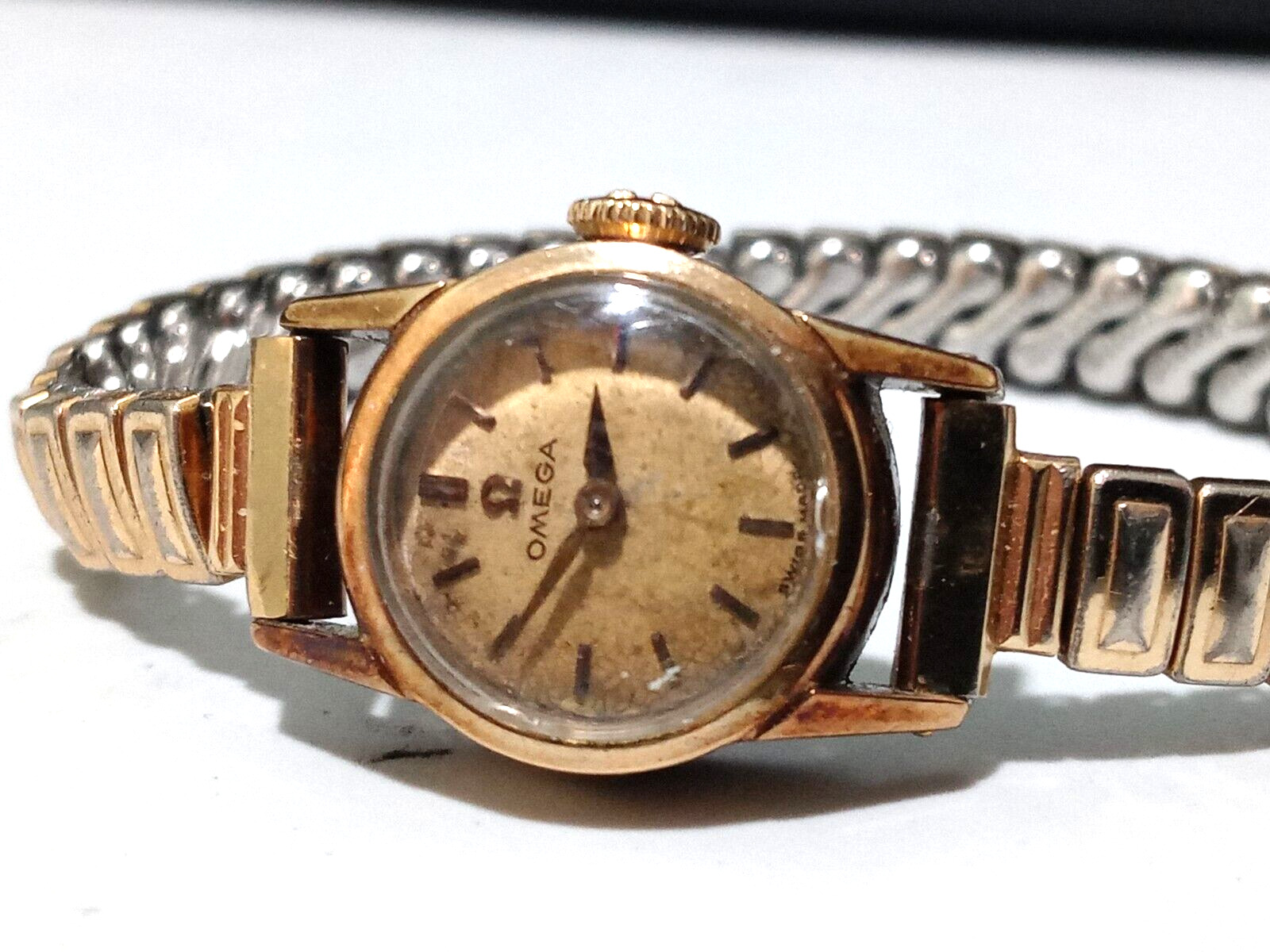 Omega 1900s Vintage 15mm Patina Gold tone Manual Swiss RUNS loose crown
