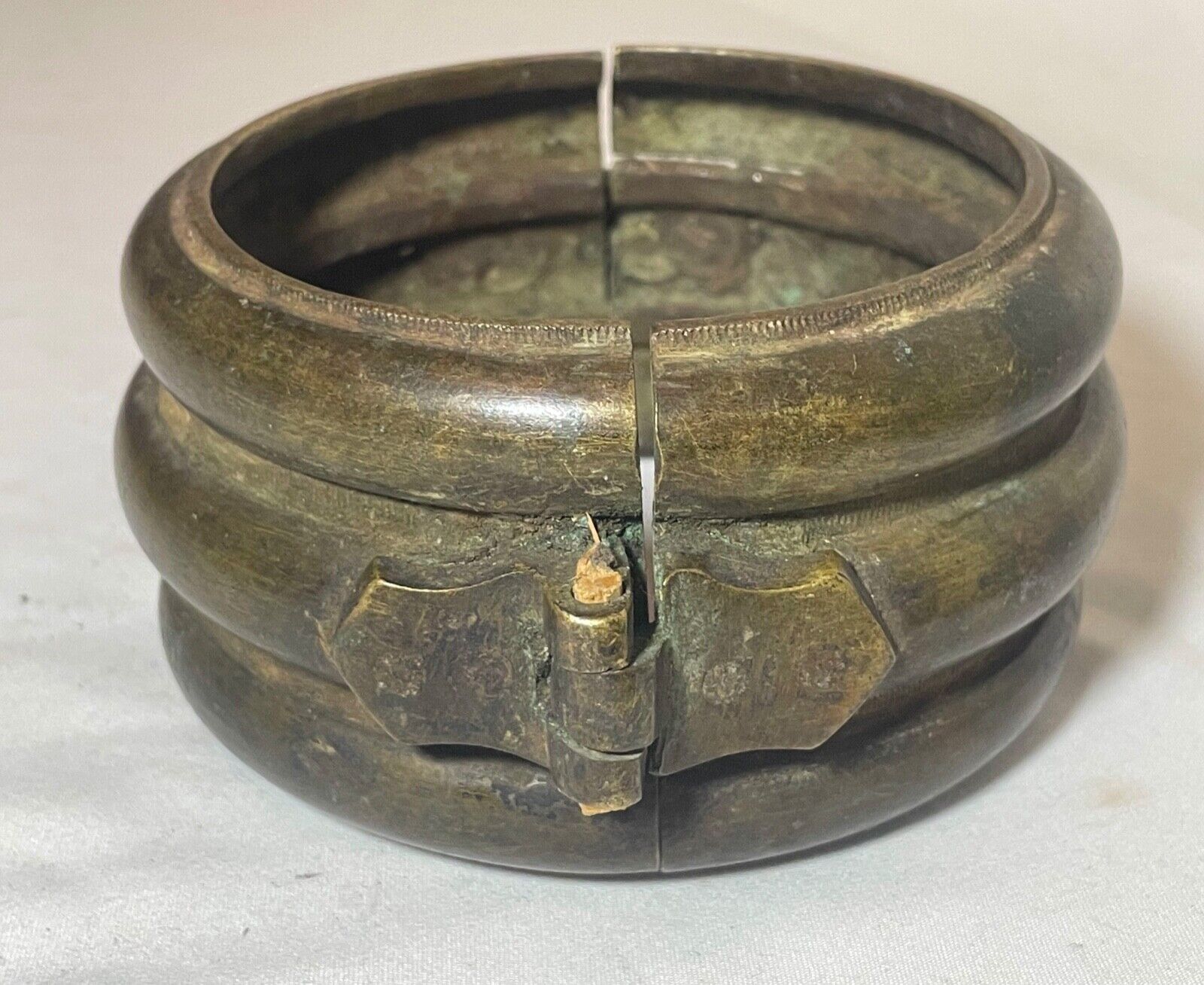 1800s Antique African Niger Baoulé Dogon Bronze Manilla Currency hinged Bracelet