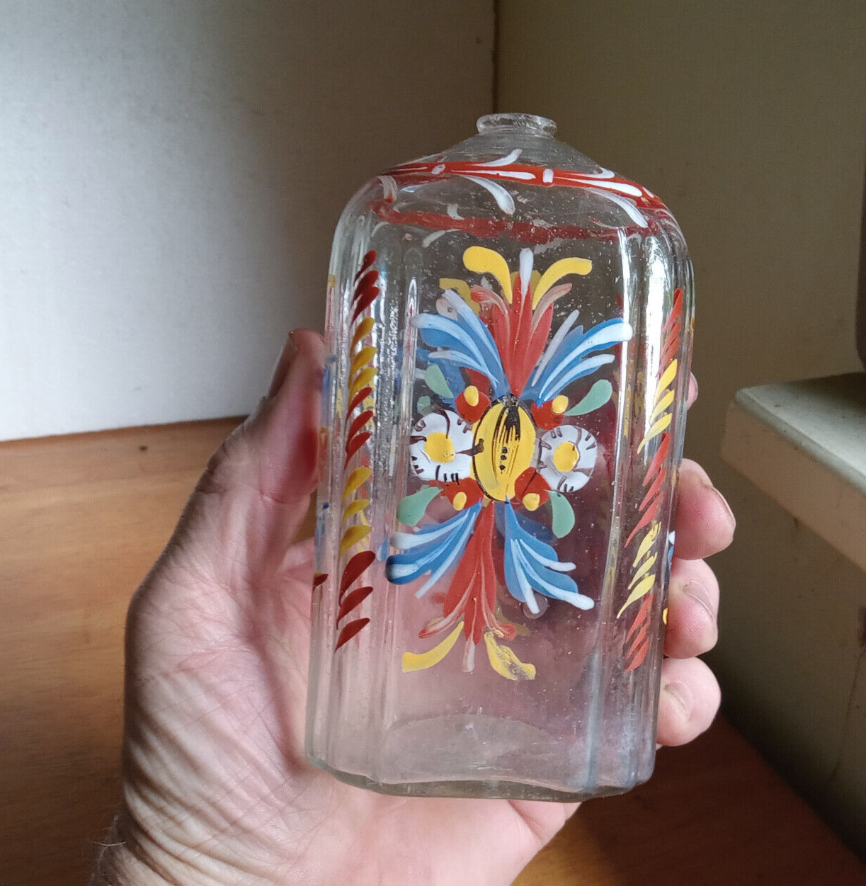 1700s COLONIAL ERA PONTILED GERMAN HALF POST COLOGNE OR LIQUOR BOTTLE FLOWERS