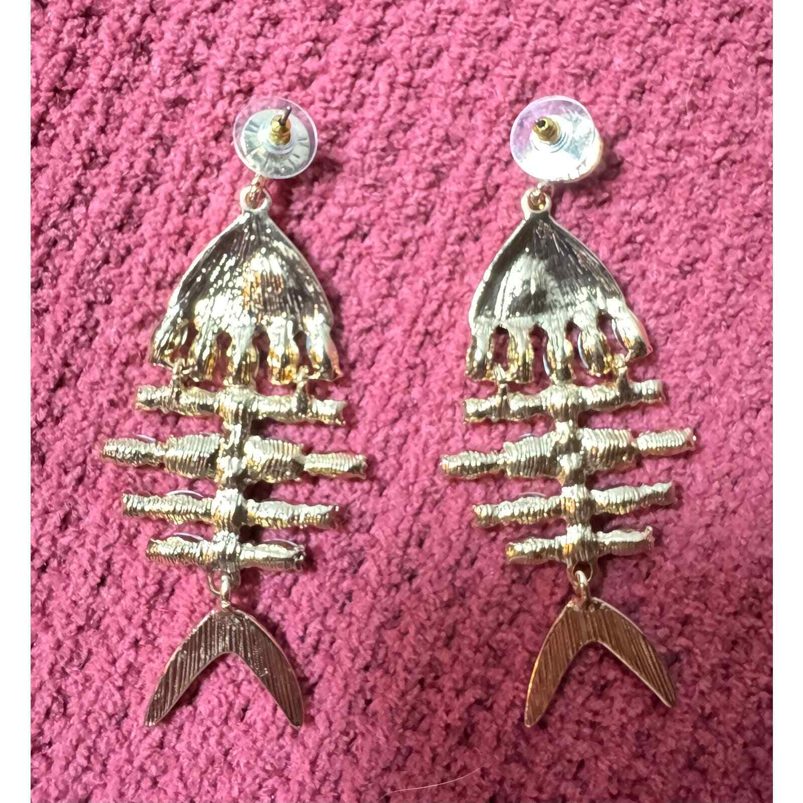 Vintage Women Gold Tone Pearl Rhinestone Fishbone Dangle Statement Drop Earrings