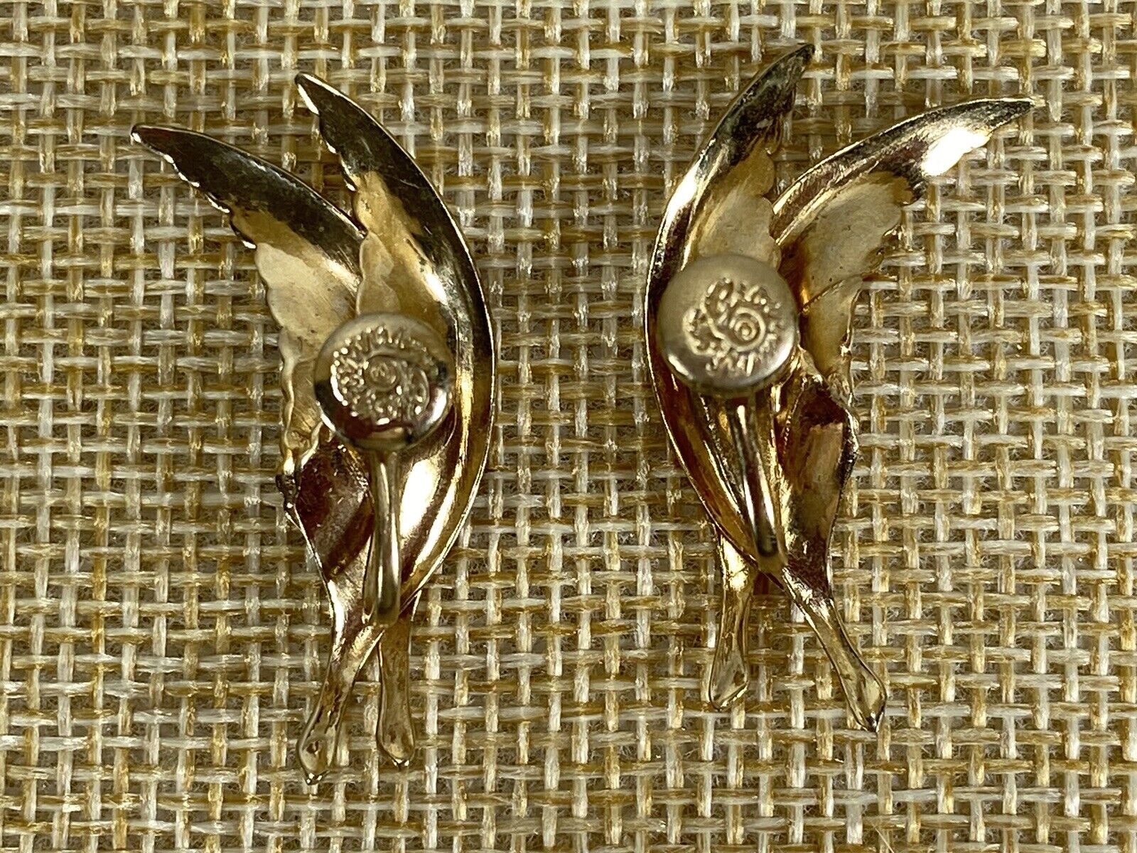 Rare Vintage Giovanni Gold Tone Screw Back Earrings Leaf Early 1900's