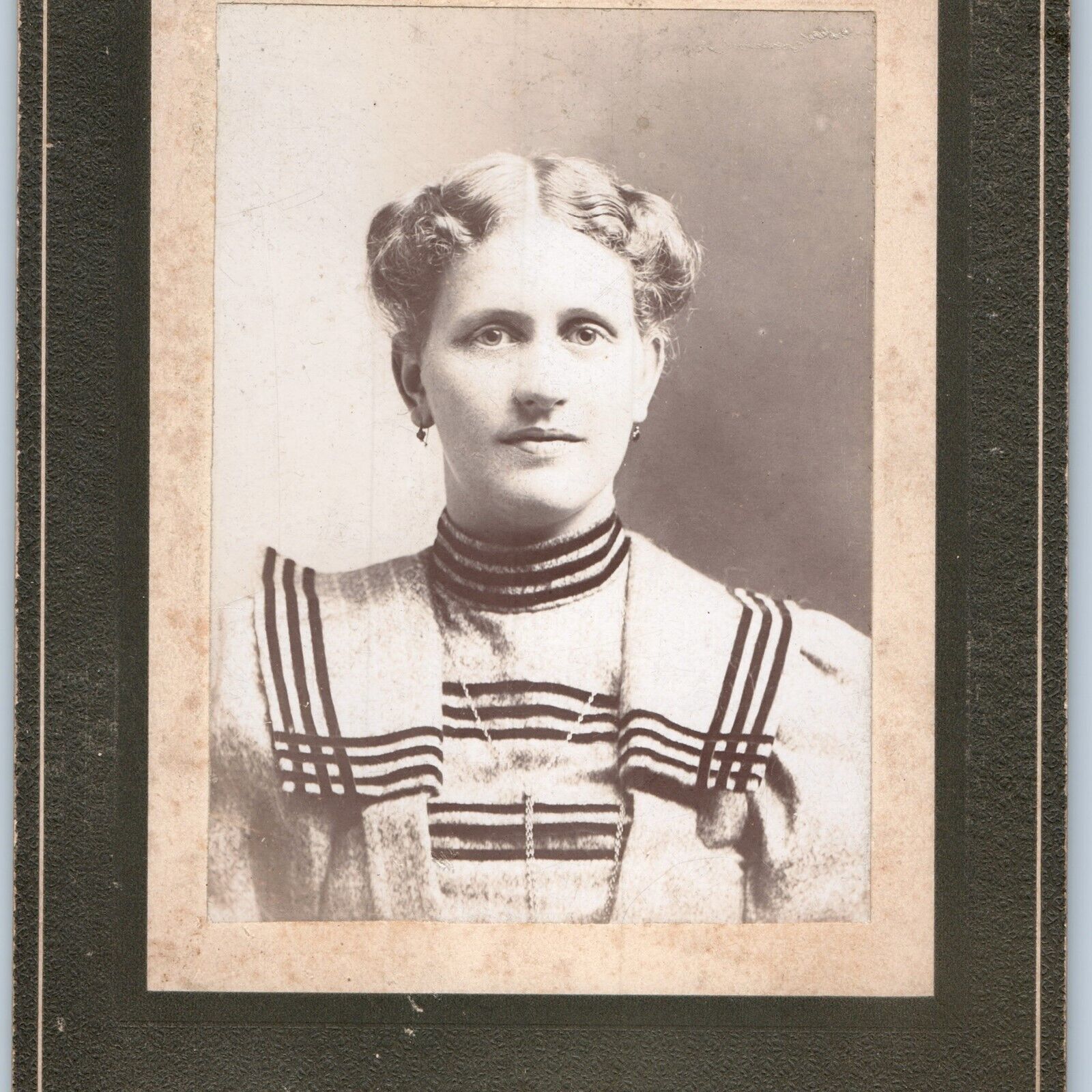 c1900s Lima OH Young Woman Striped Dress Cabinet Card Photo Earrings Mitchell B1