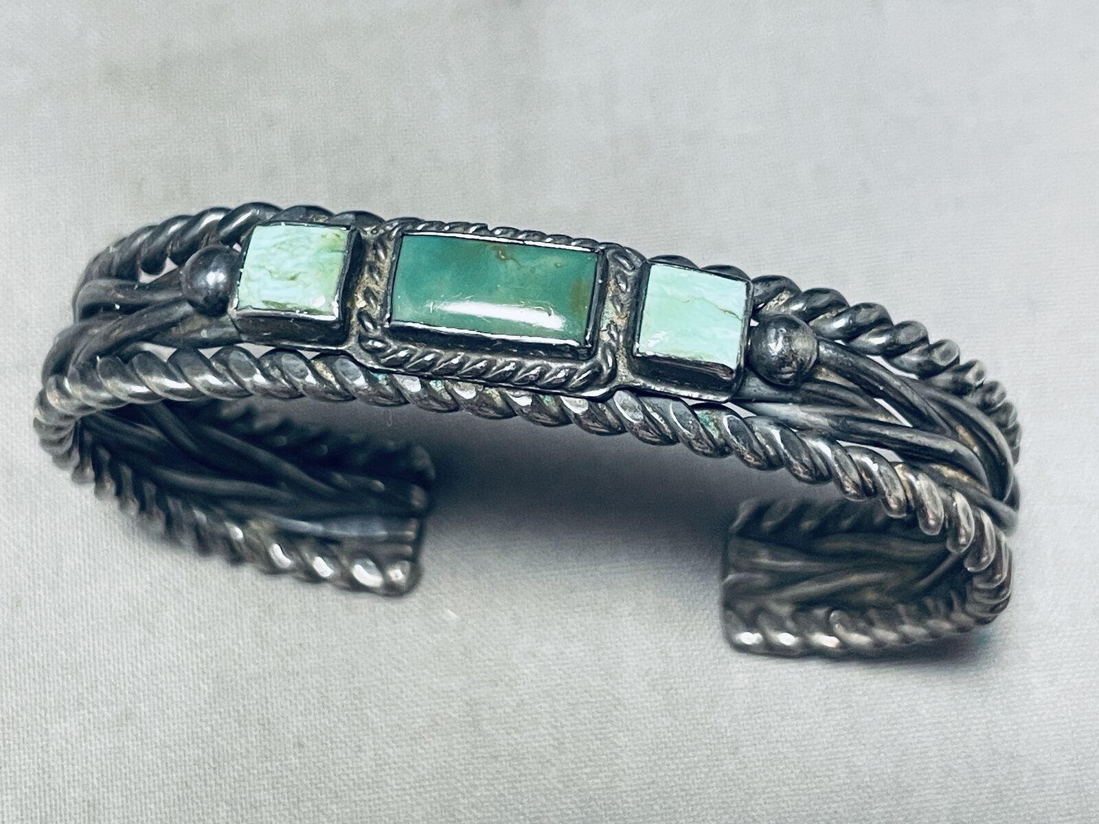 EARLY 1900'S!!!!! VINTAGE NAVAJO CERRILLOS TURQUOISE BRACELET CUFF