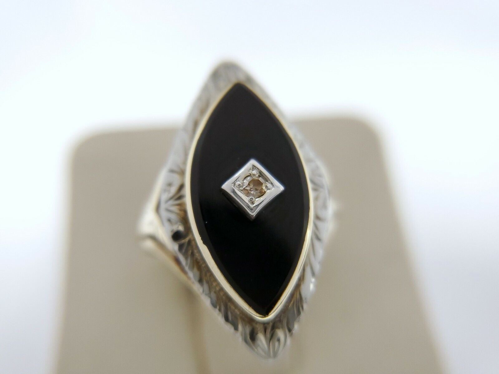 BELIAS Vintage Art Deco 1900's . Diamond 10k & 18k Ring Size: 5.25