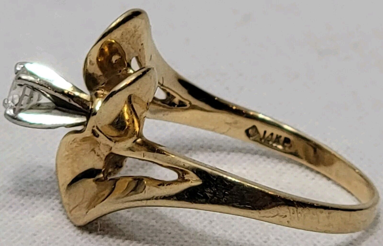 Antique 14KP (Plumb) Gold 4-Prong Solitaire Round Diamond Engagement Ring .17 Ct